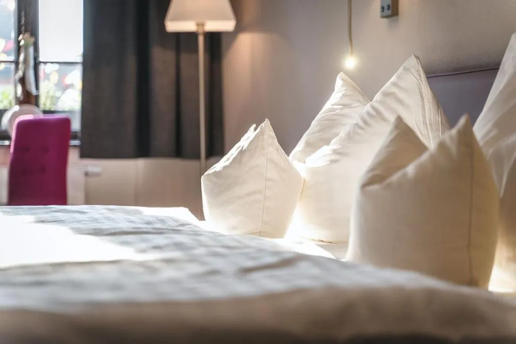 Decorative detail, Bed in Pirnscher Hof - Hotel Garni