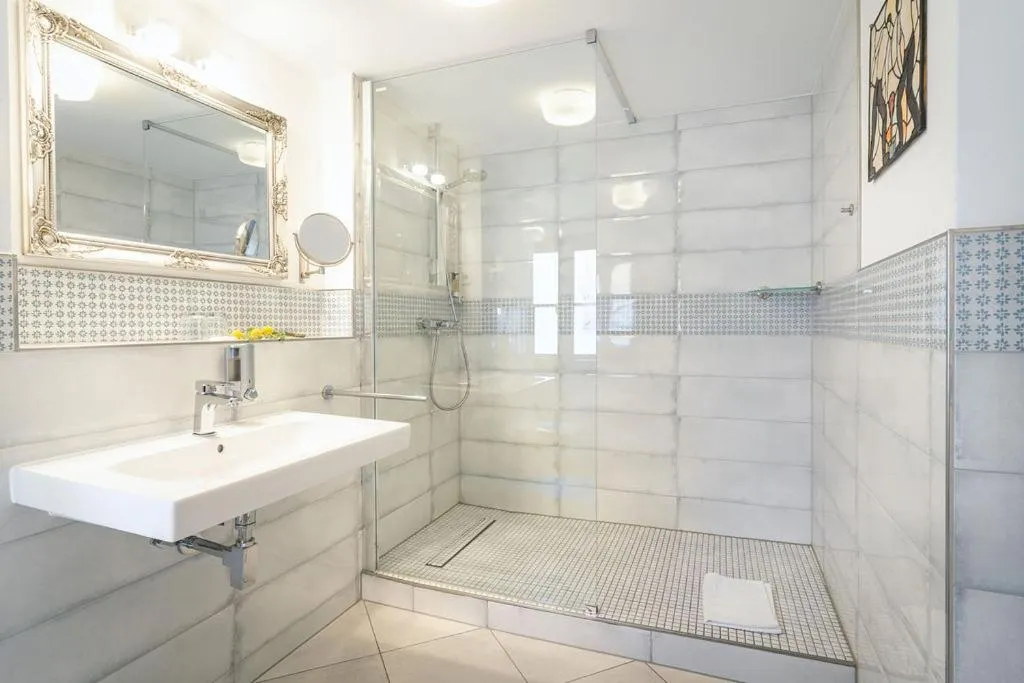 Bathroom in Pirnscher Hof - Hotel Garni