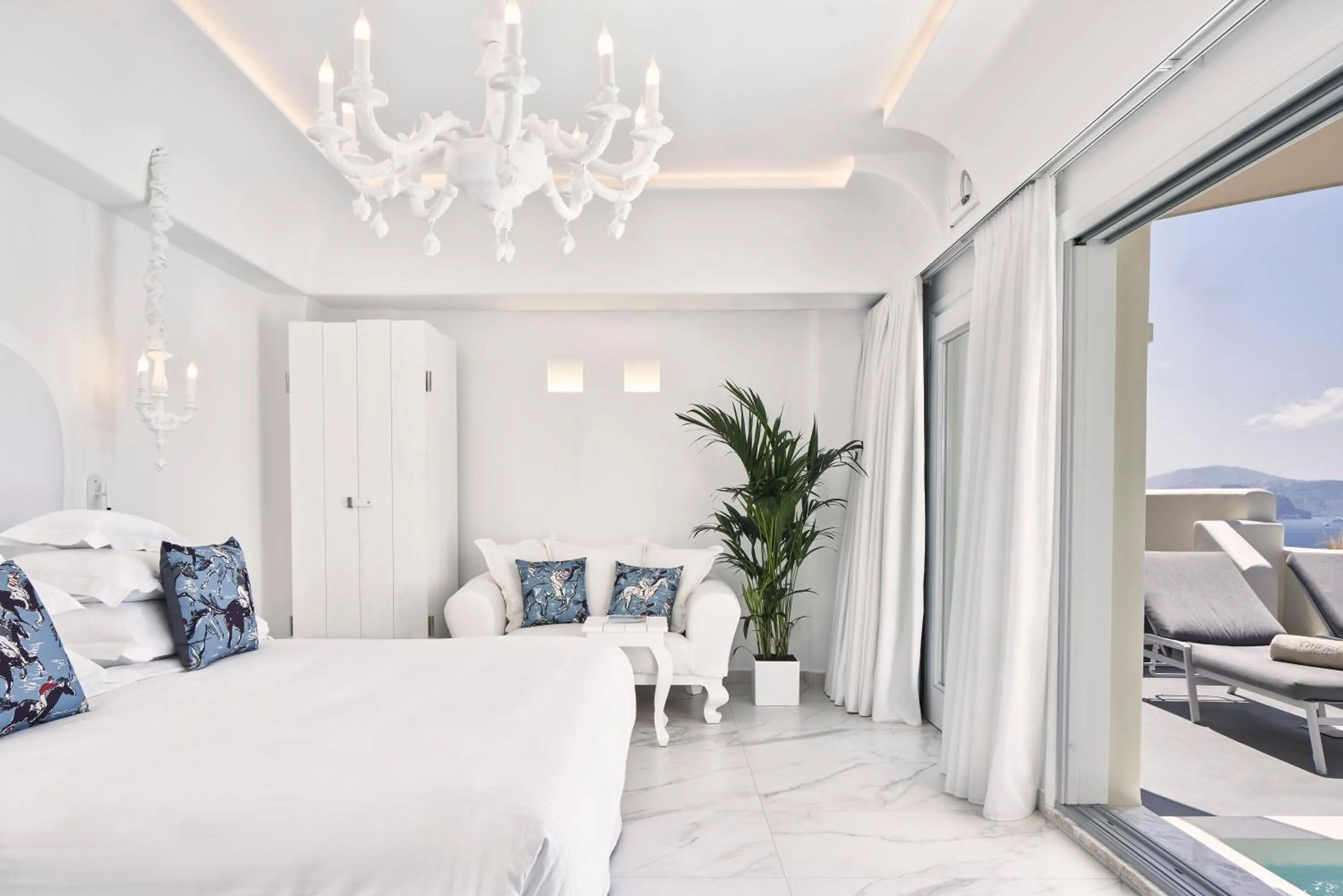 Bed in Canaves Oia Suites - Small Luxury Hotels of the World
