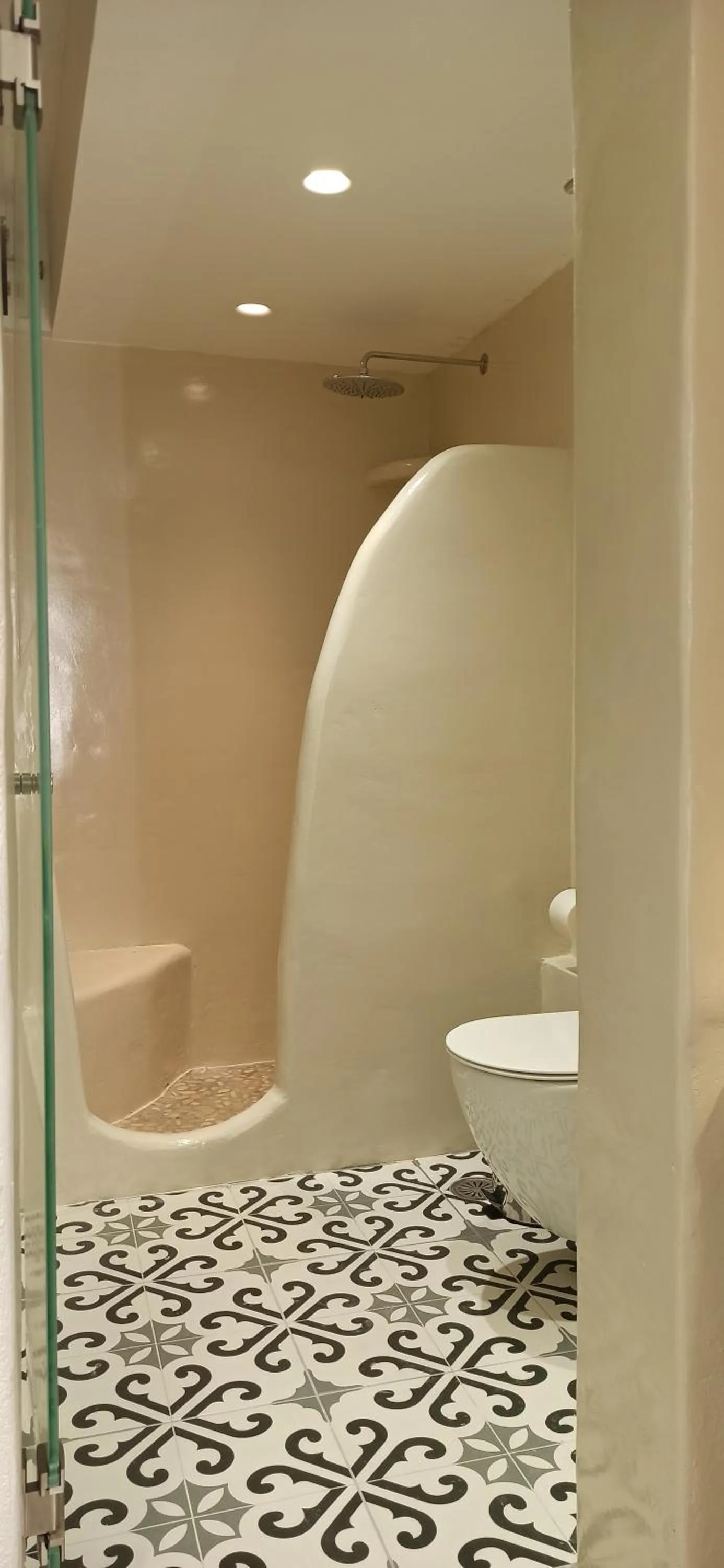 Sea View Apartments & Studios