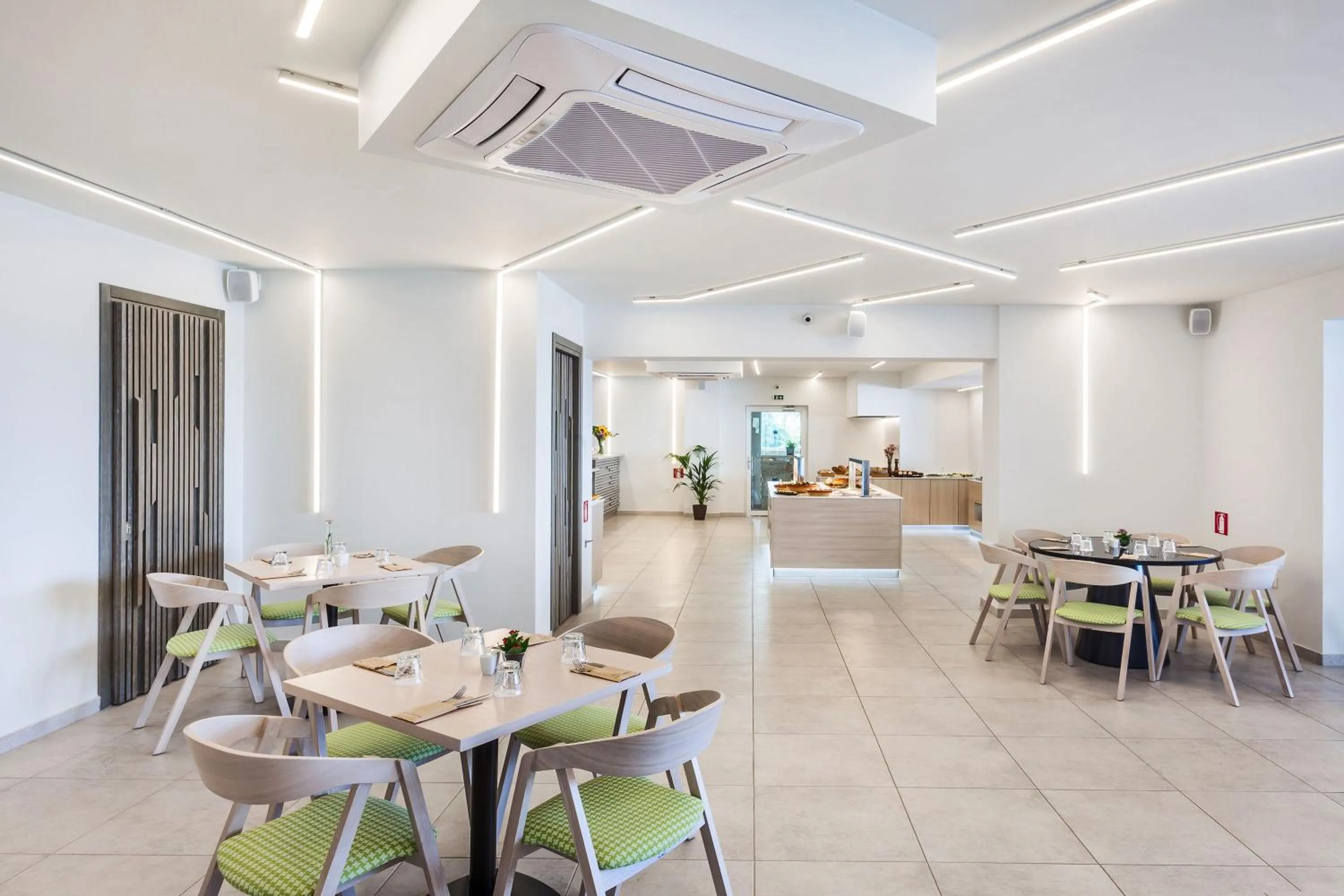 Restaurant/places to eat in Hotel Kriopigi