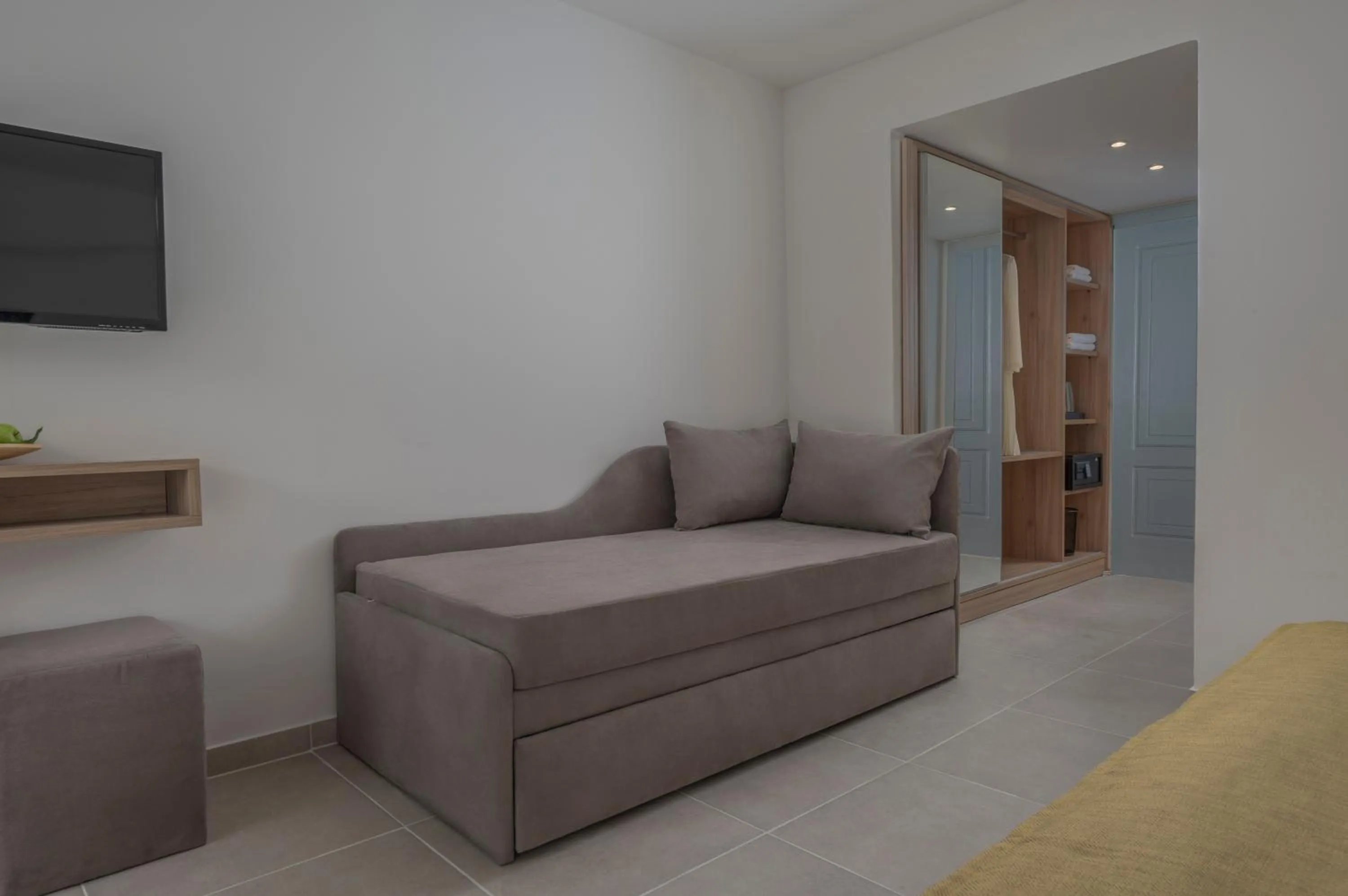 Seating area in Hotel Kriopigi