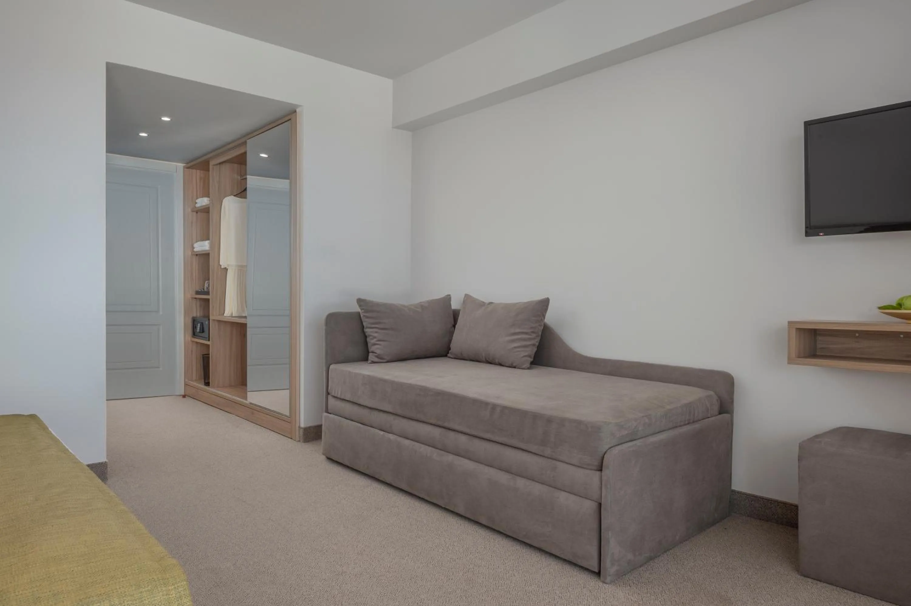 Seating area in Hotel Kriopigi