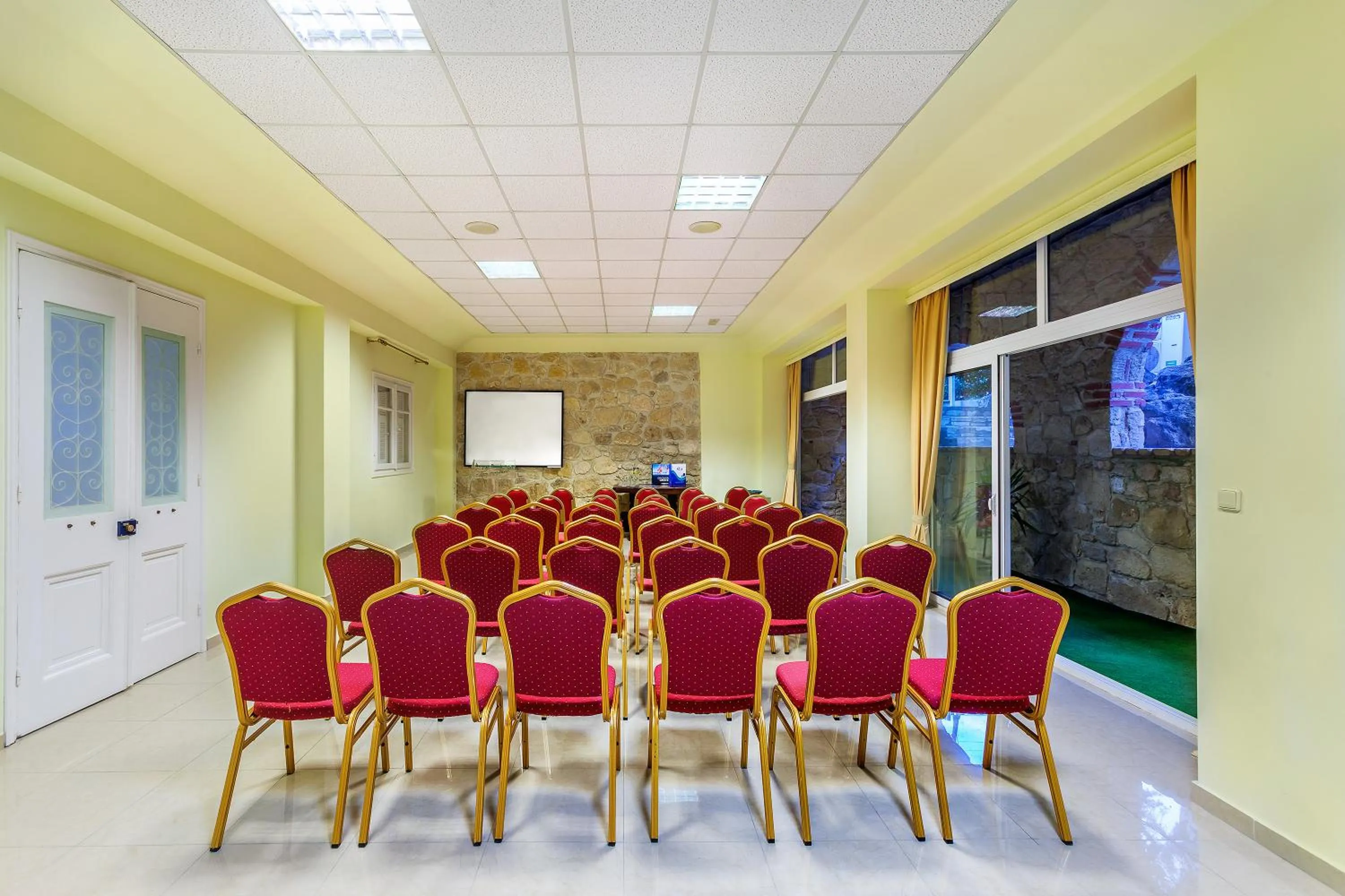 Meeting/conference room in Hotel Kriopigi