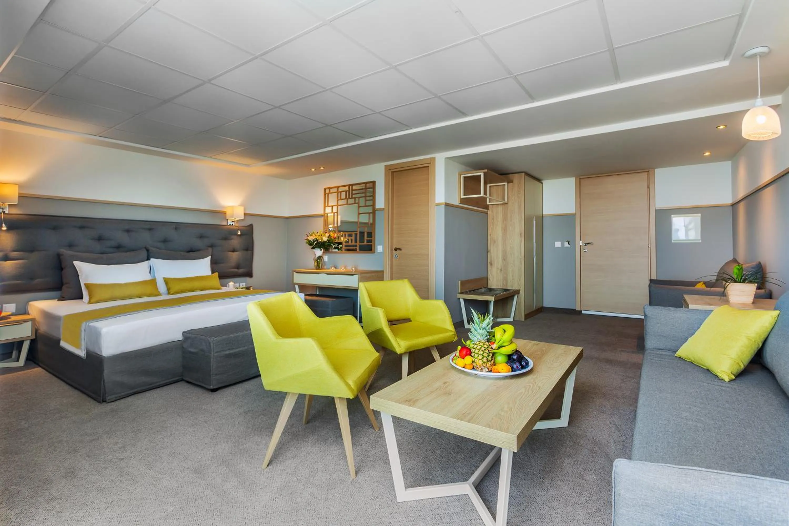 Photo of the whole room in Hotel Kriopigi