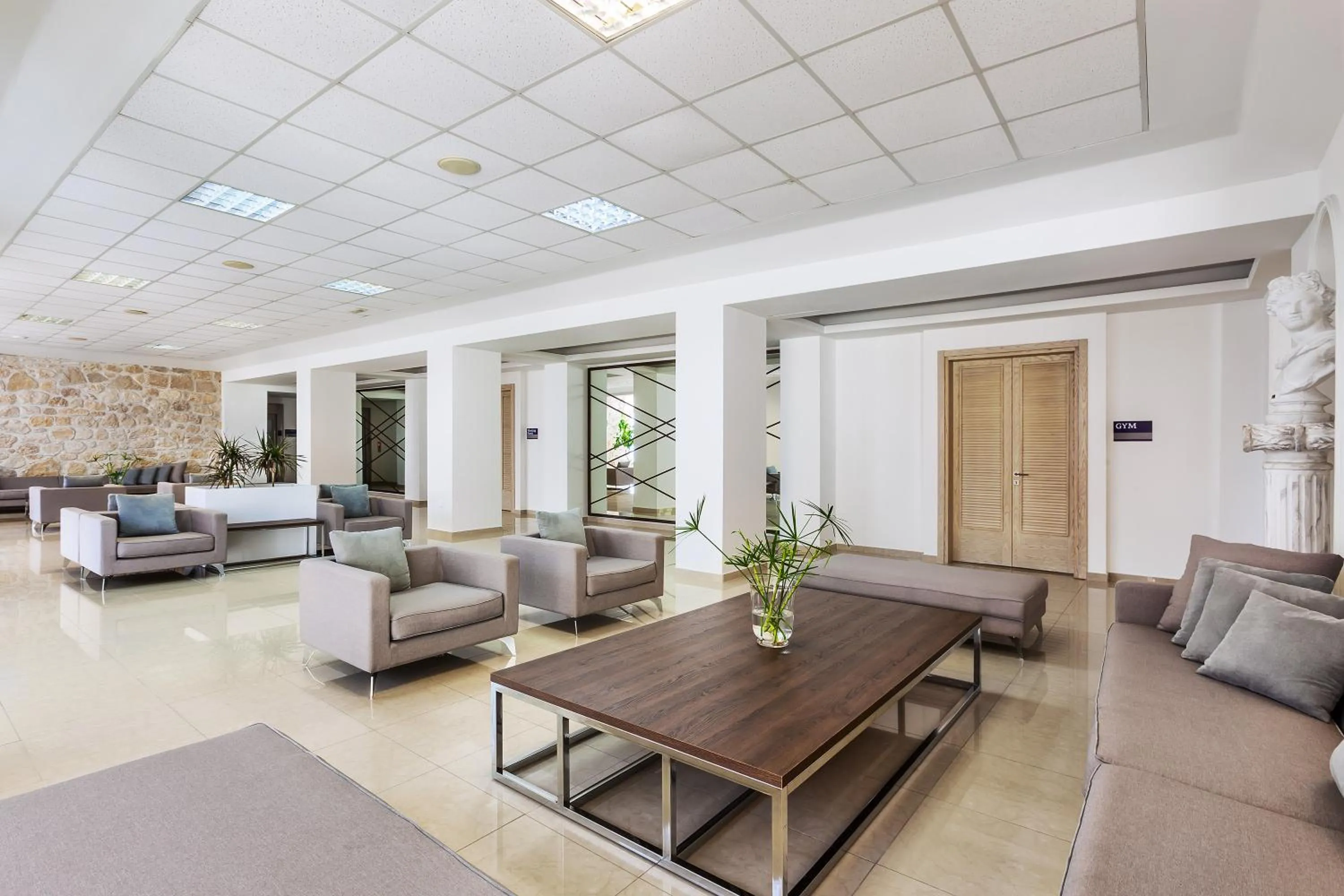 Lobby or reception in Hotel Kriopigi