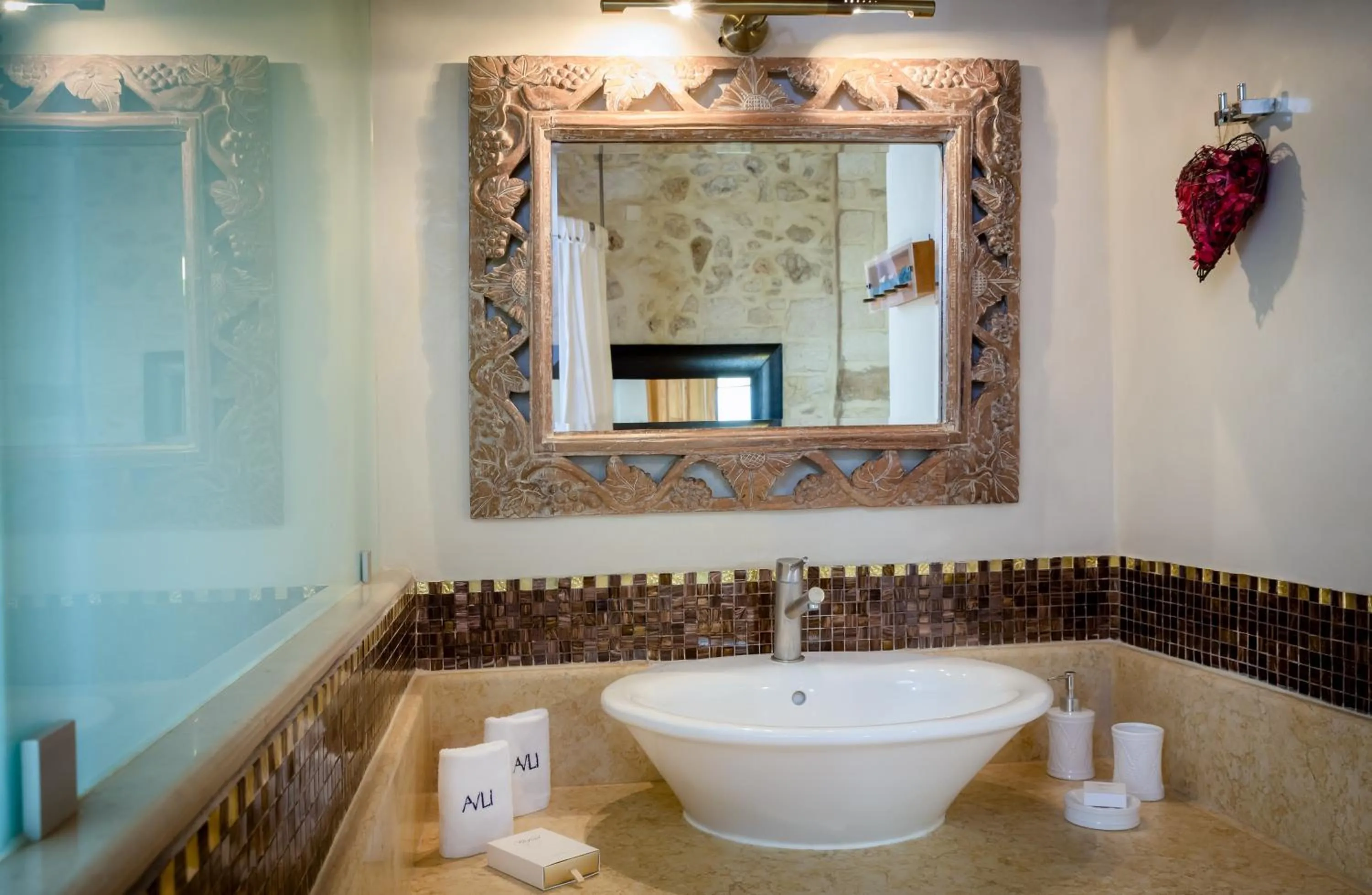 Bathroom in Avli Lounge Apartments