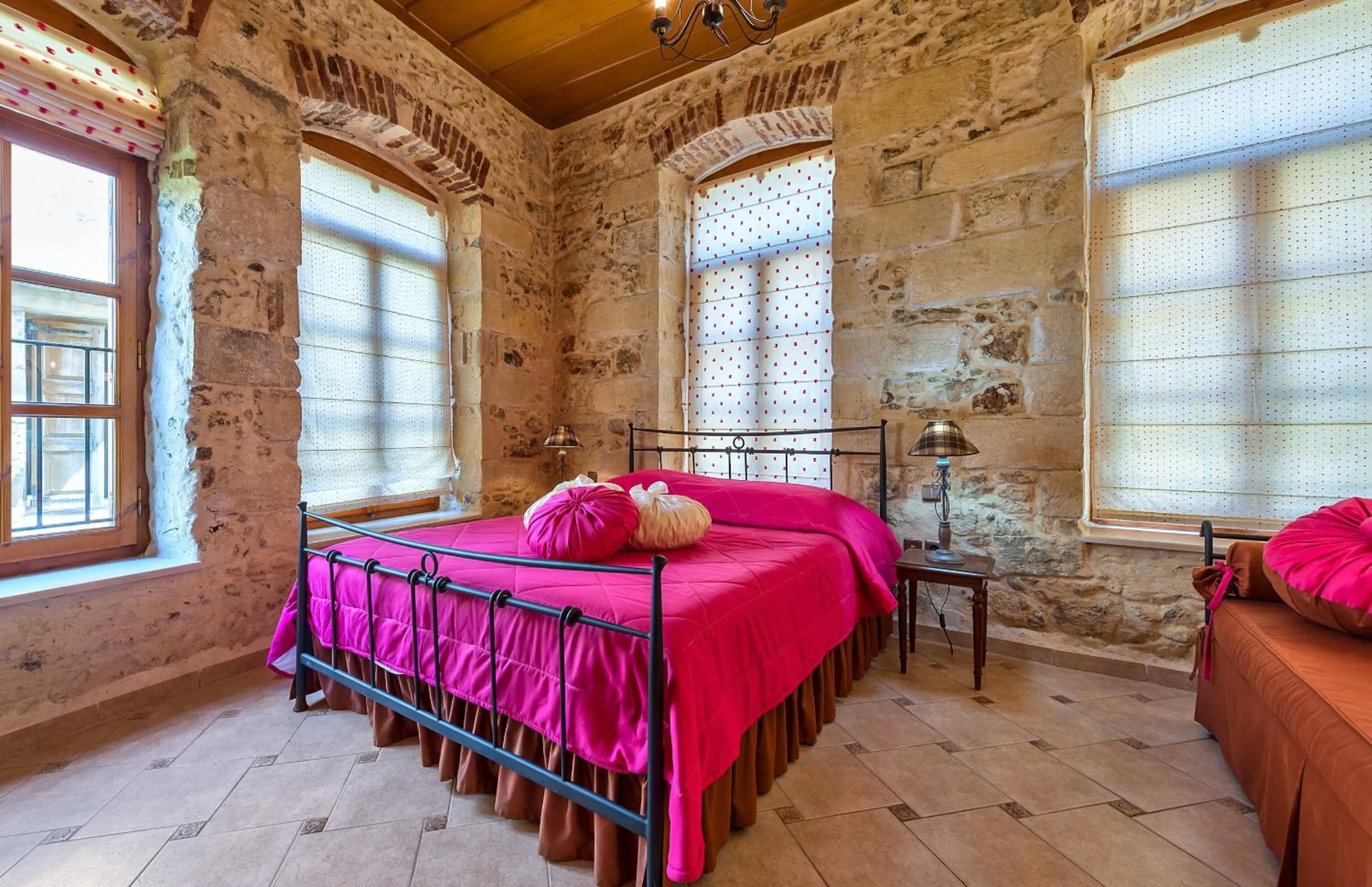 Bed in Avli Lounge Apartments