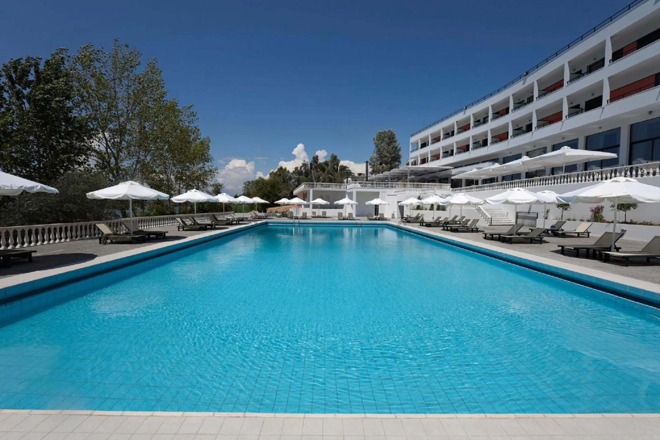Swimming pool in Margarona Royal Hotel