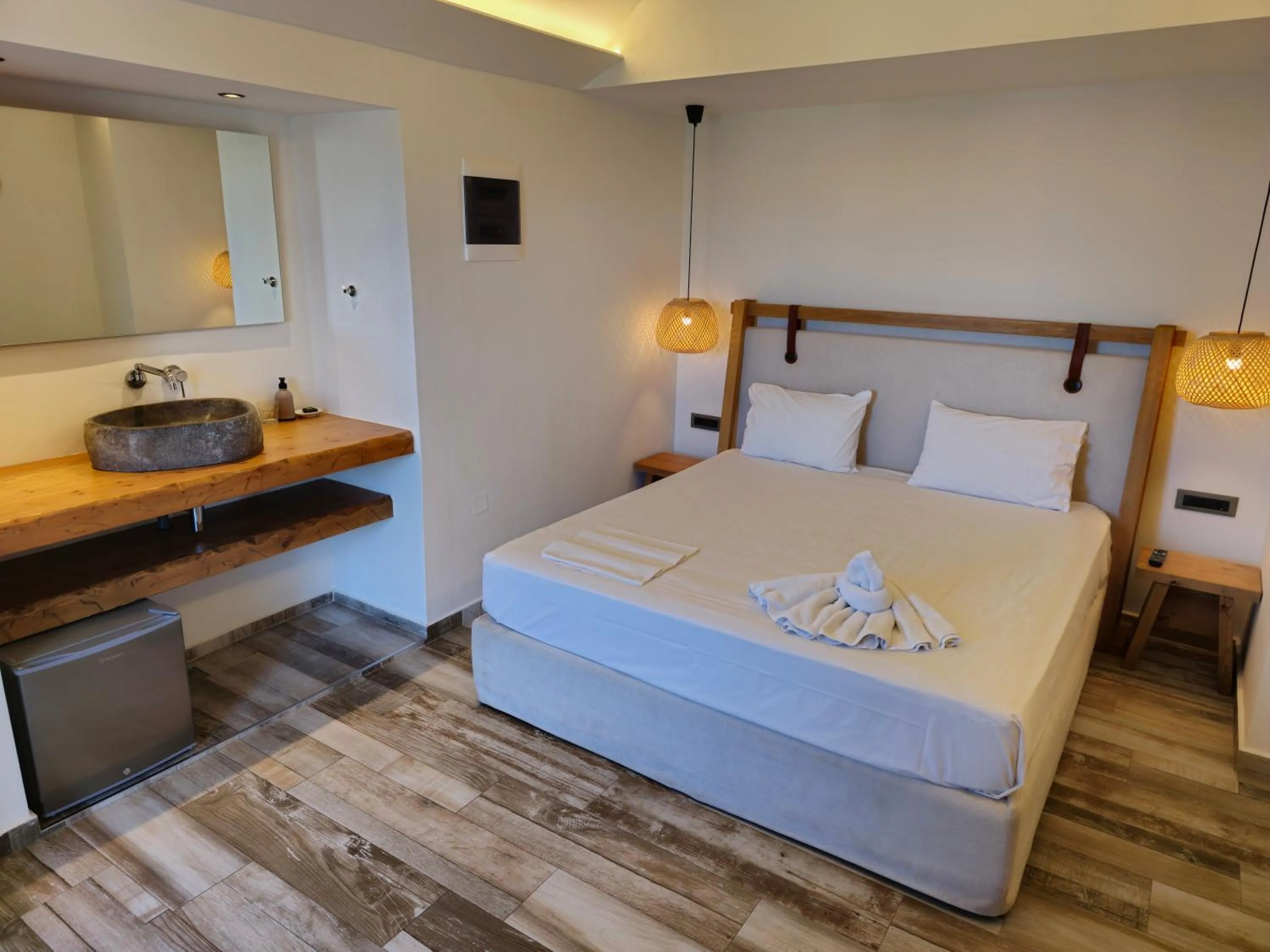 Bed in Dias Hotel & Apts