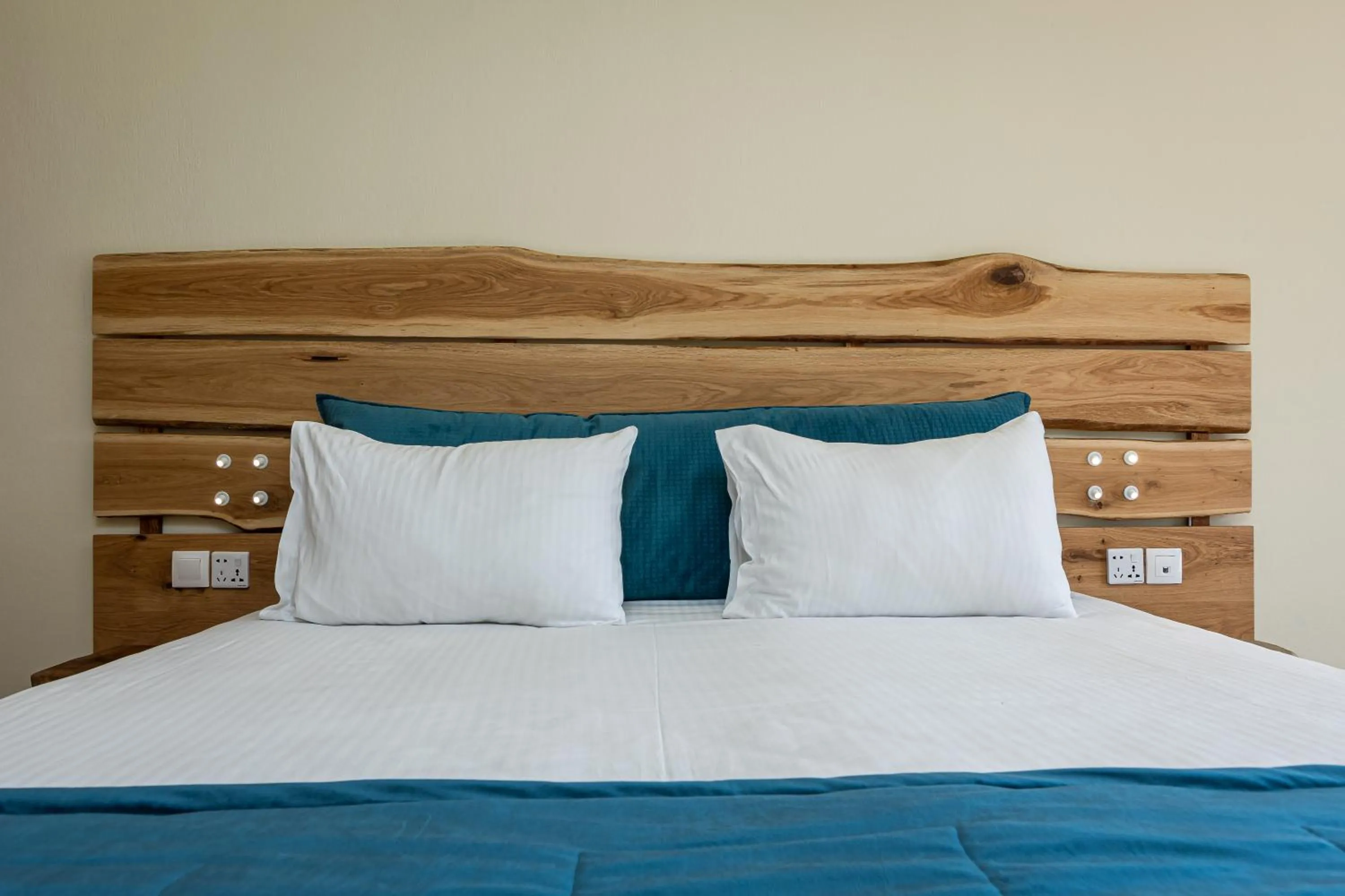 Bed in Dias Hotel & Apts