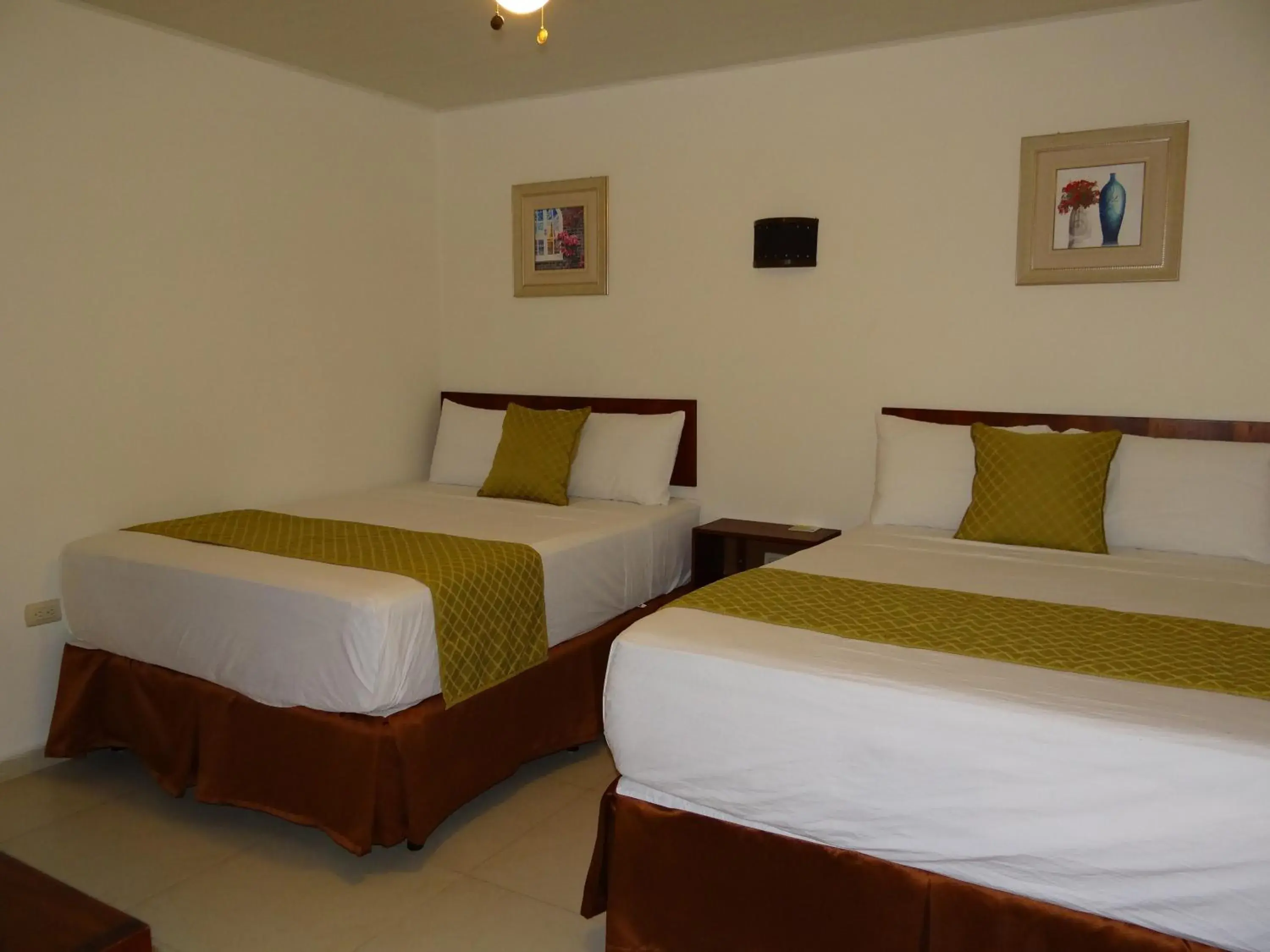 Twin Room in Veranda Hotel Twin Room in Veranda Hotel