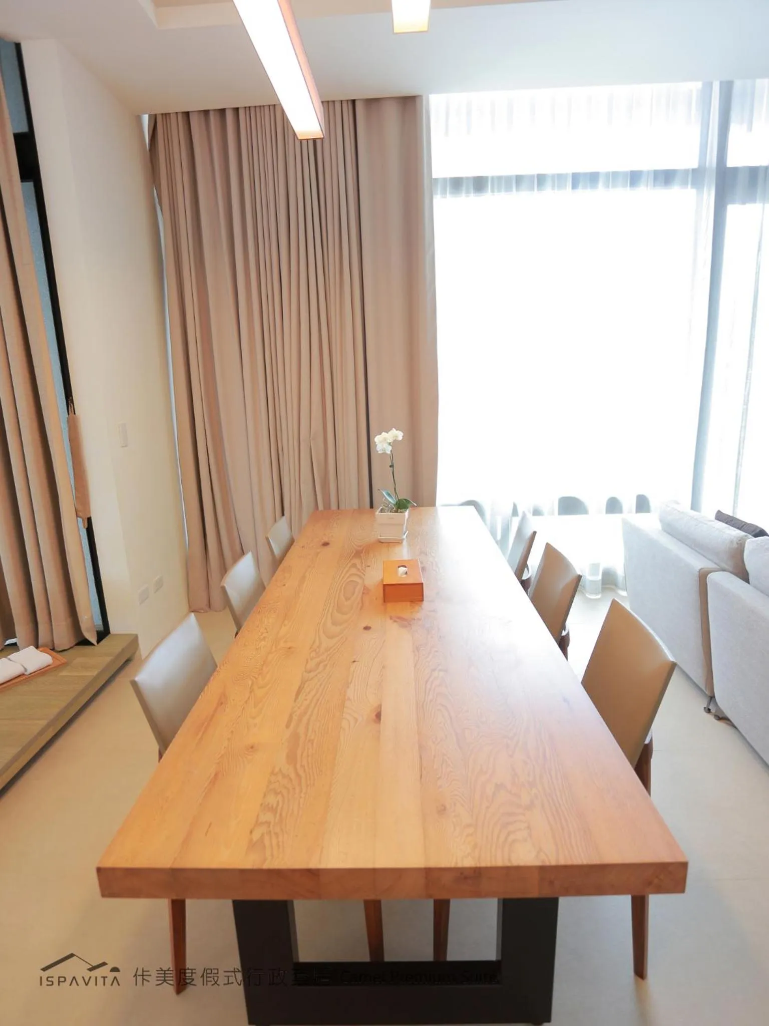 Dining area in ISPAVITA B&B Resort