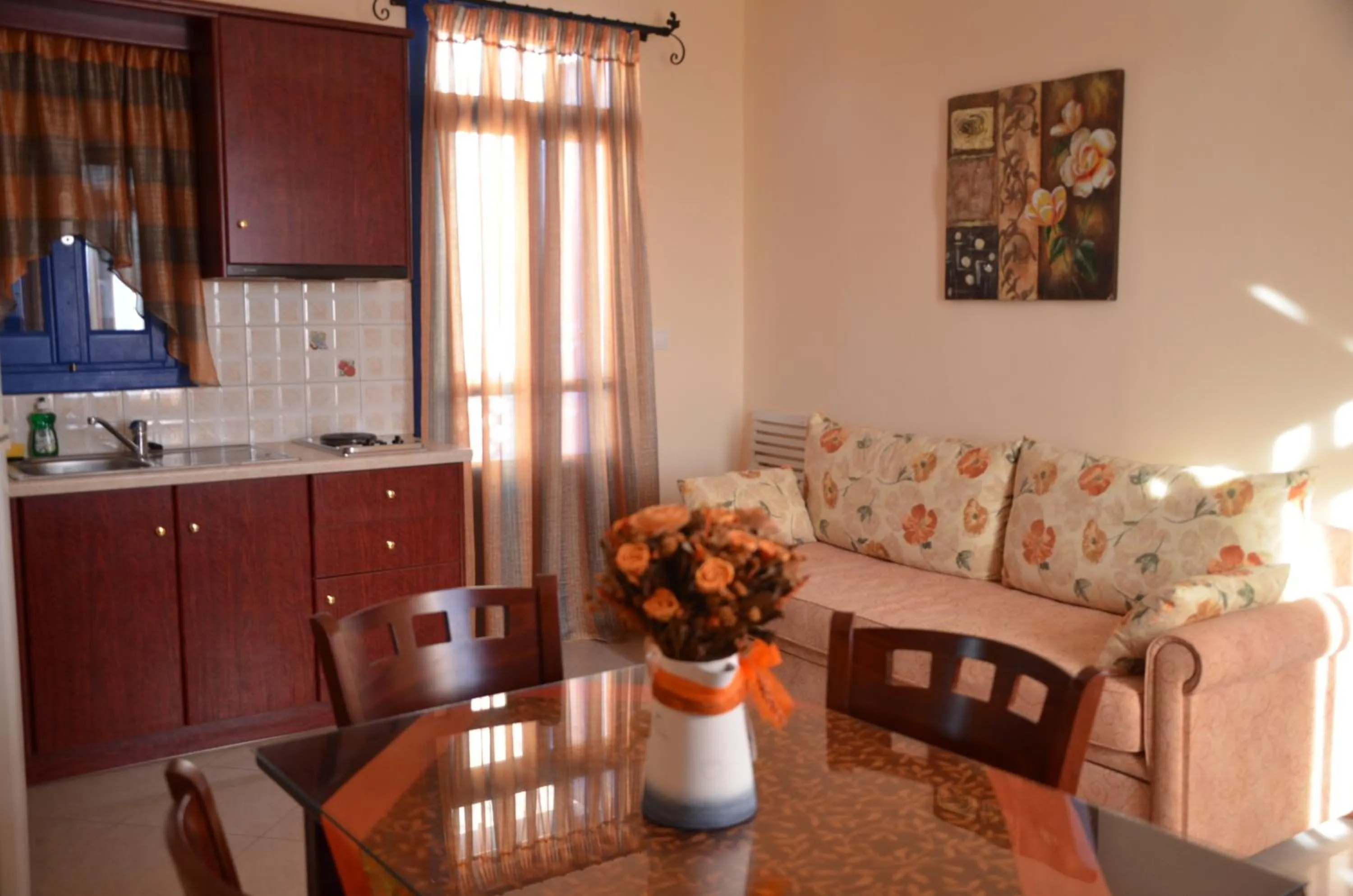 Photo of the whole room in Alkioni Hotel