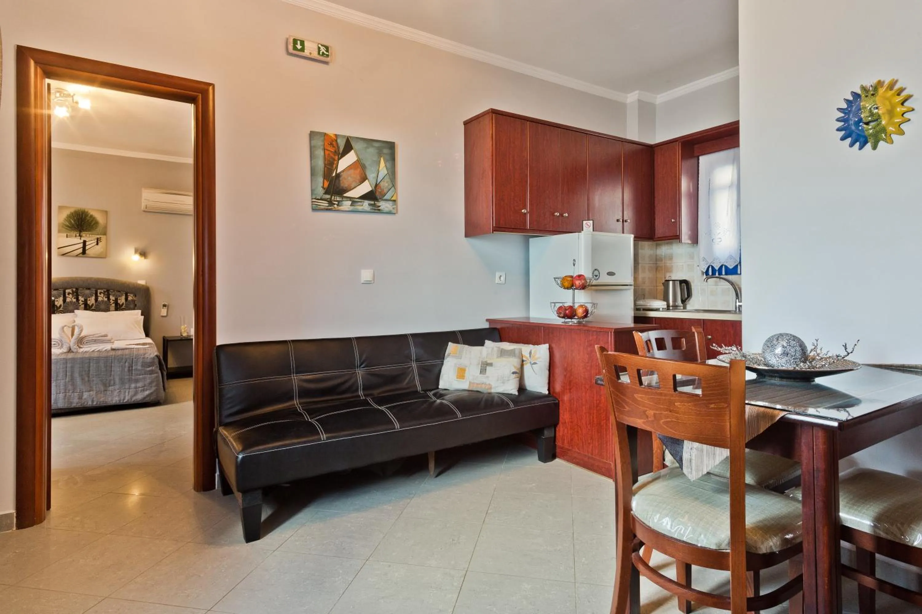 Kitchen or kitchenette, Bed in Alkioni Hotel