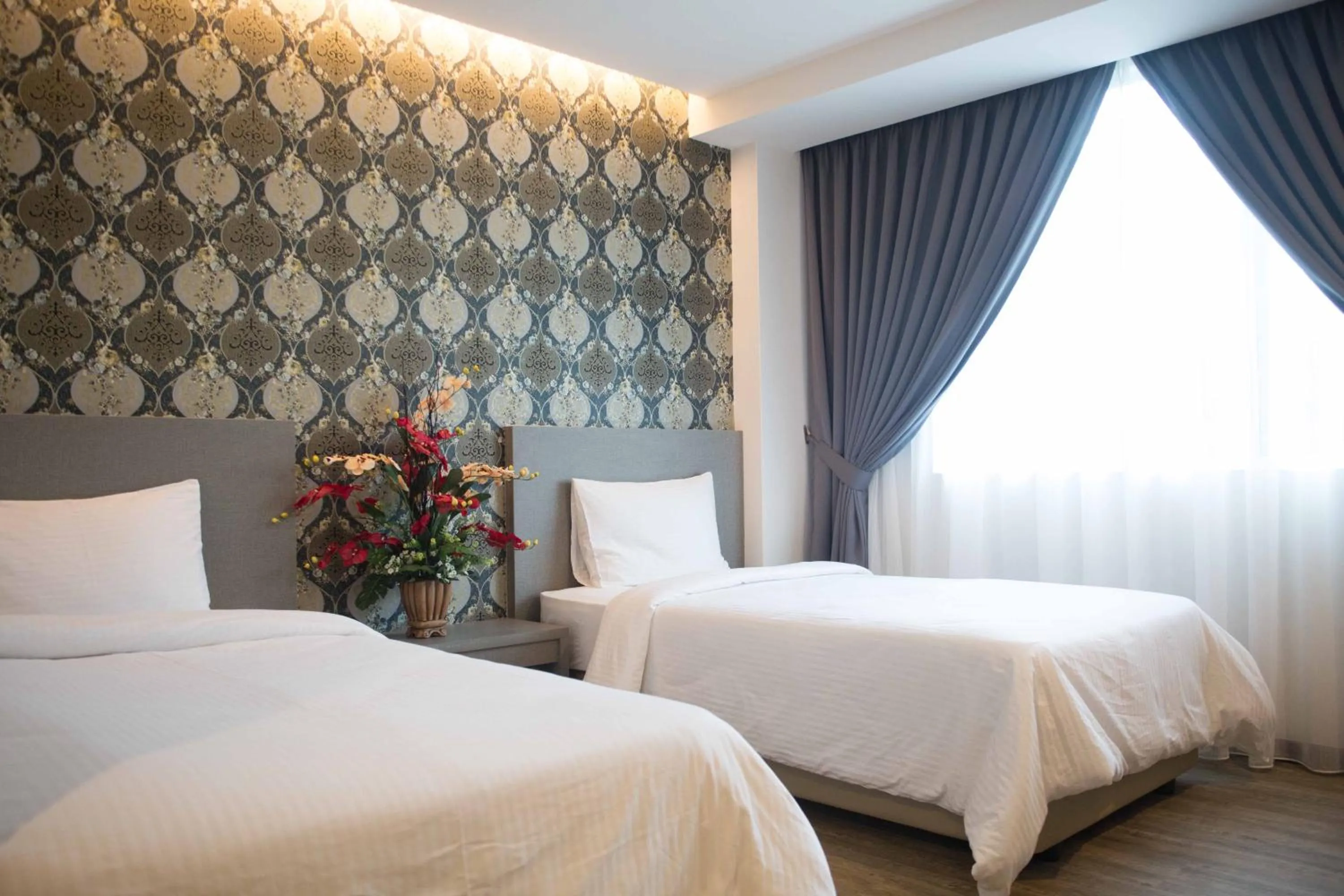 Bedroom, Bed in Qlassic Hotel