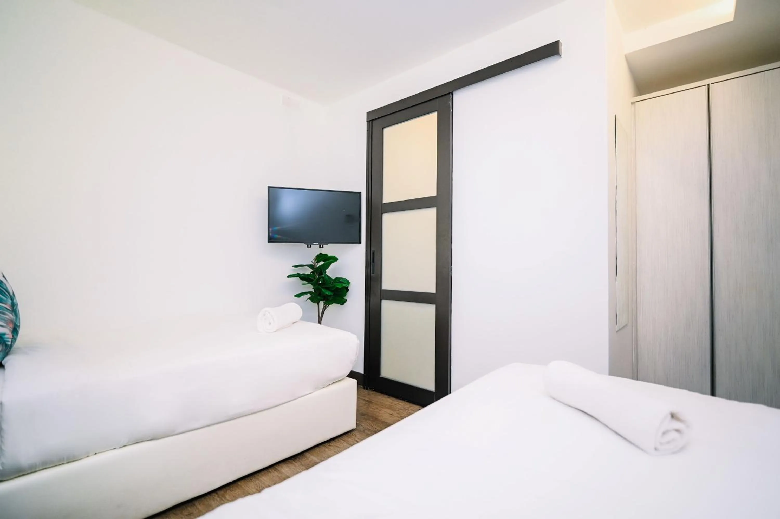 Swing & Pillows - KL Cheras Maluri