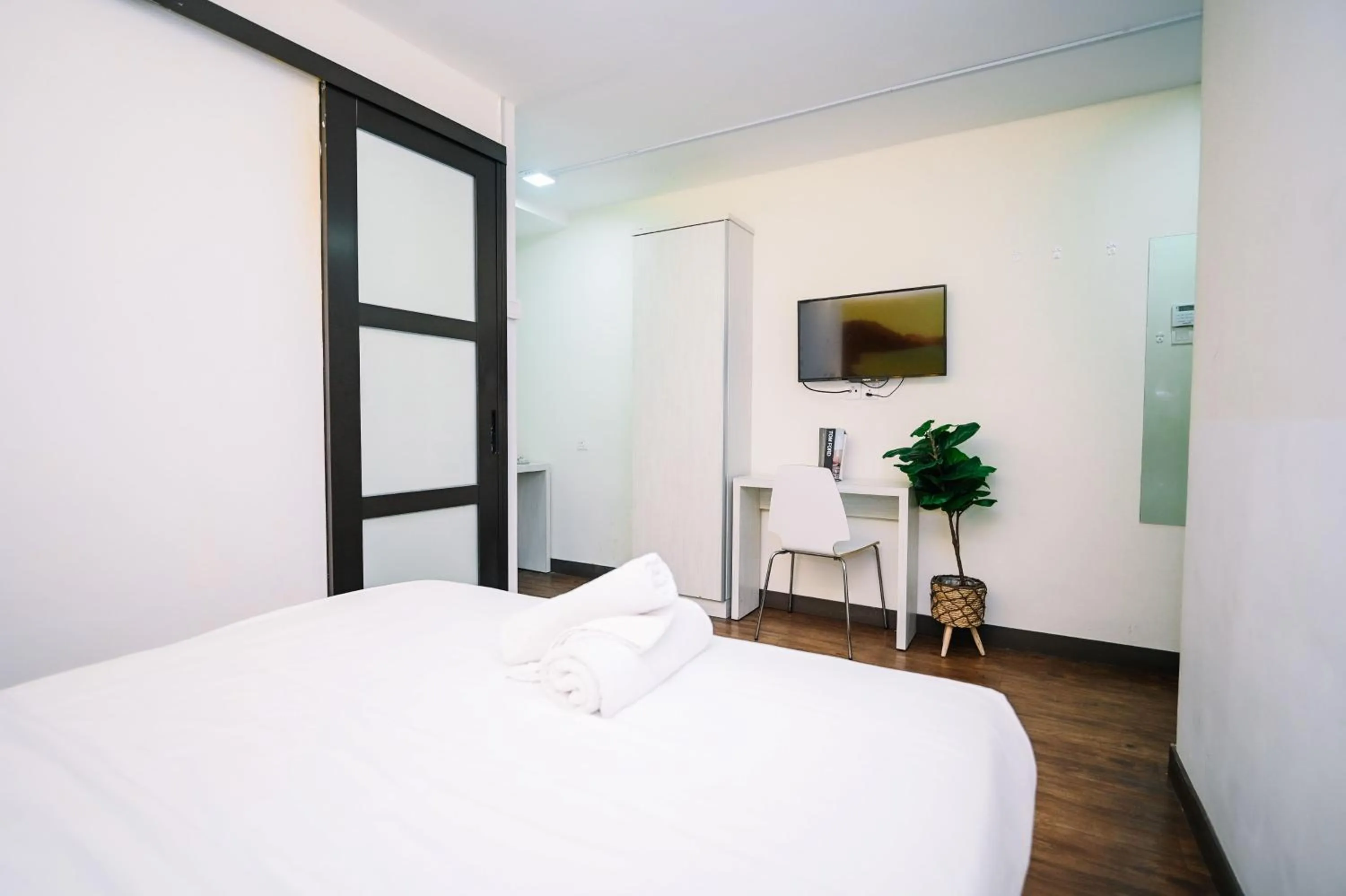 Swing & Pillows - KL Cheras Maluri