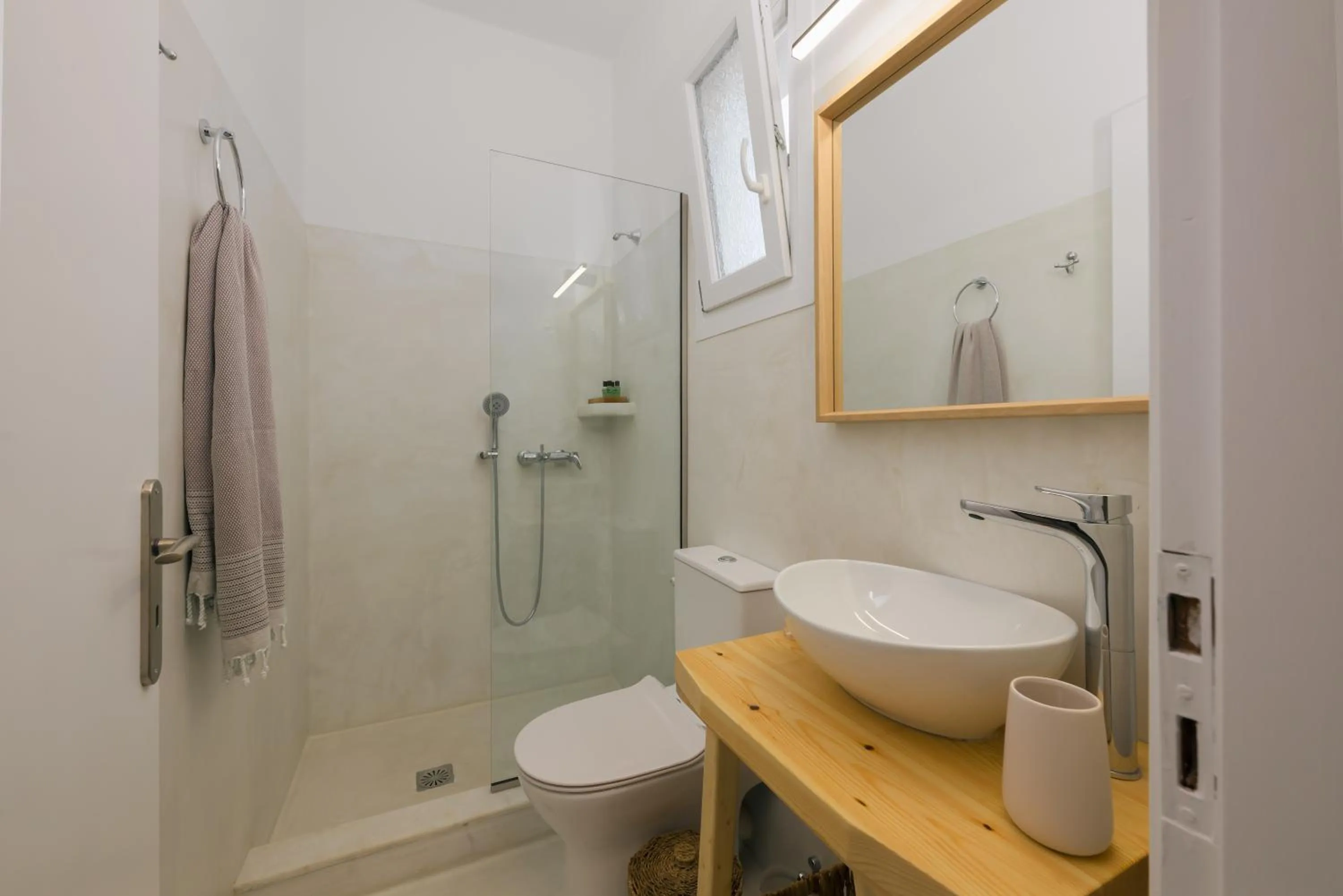 Shower in Scala Apartments