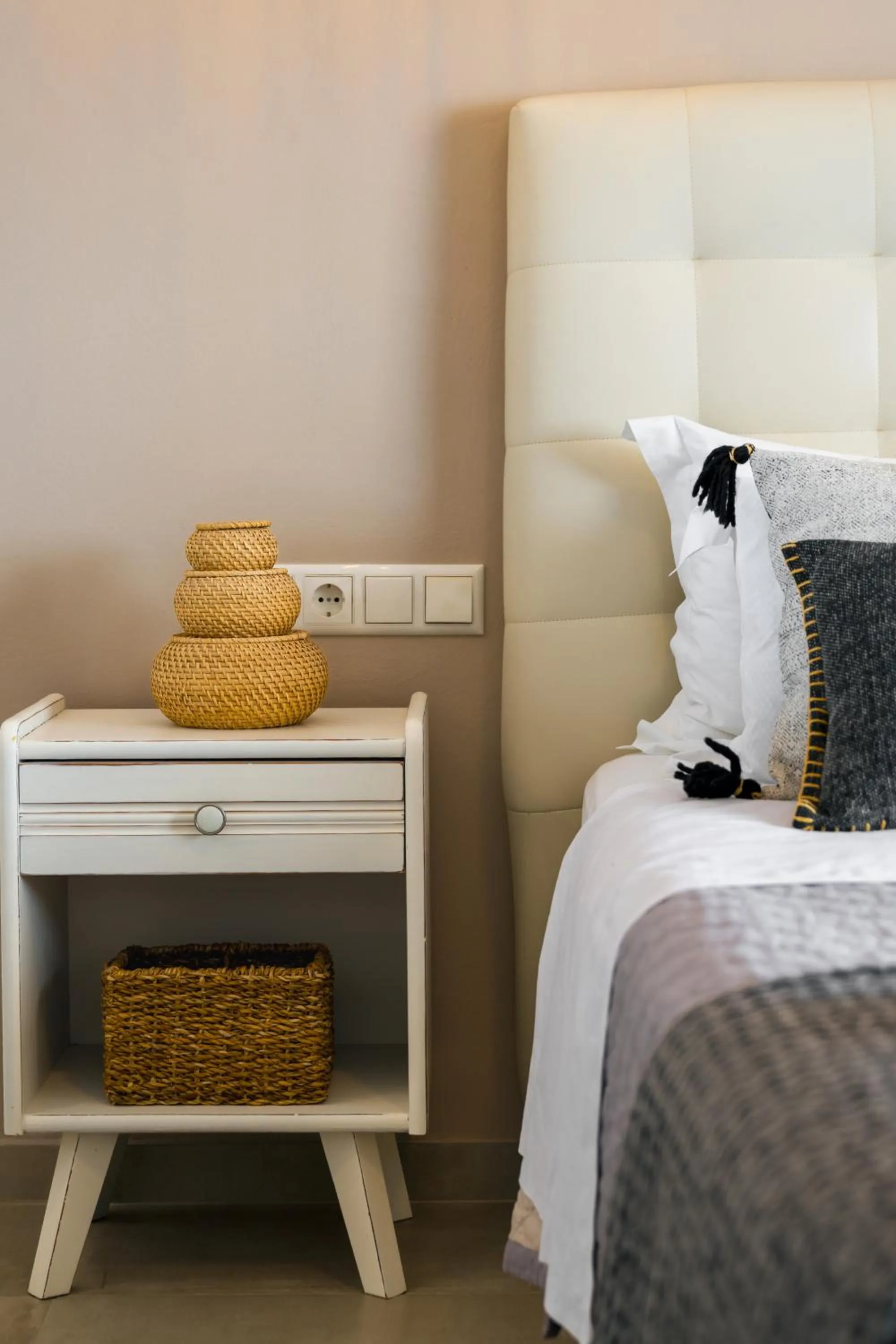 Bedroom, Bed in Scala Apartments