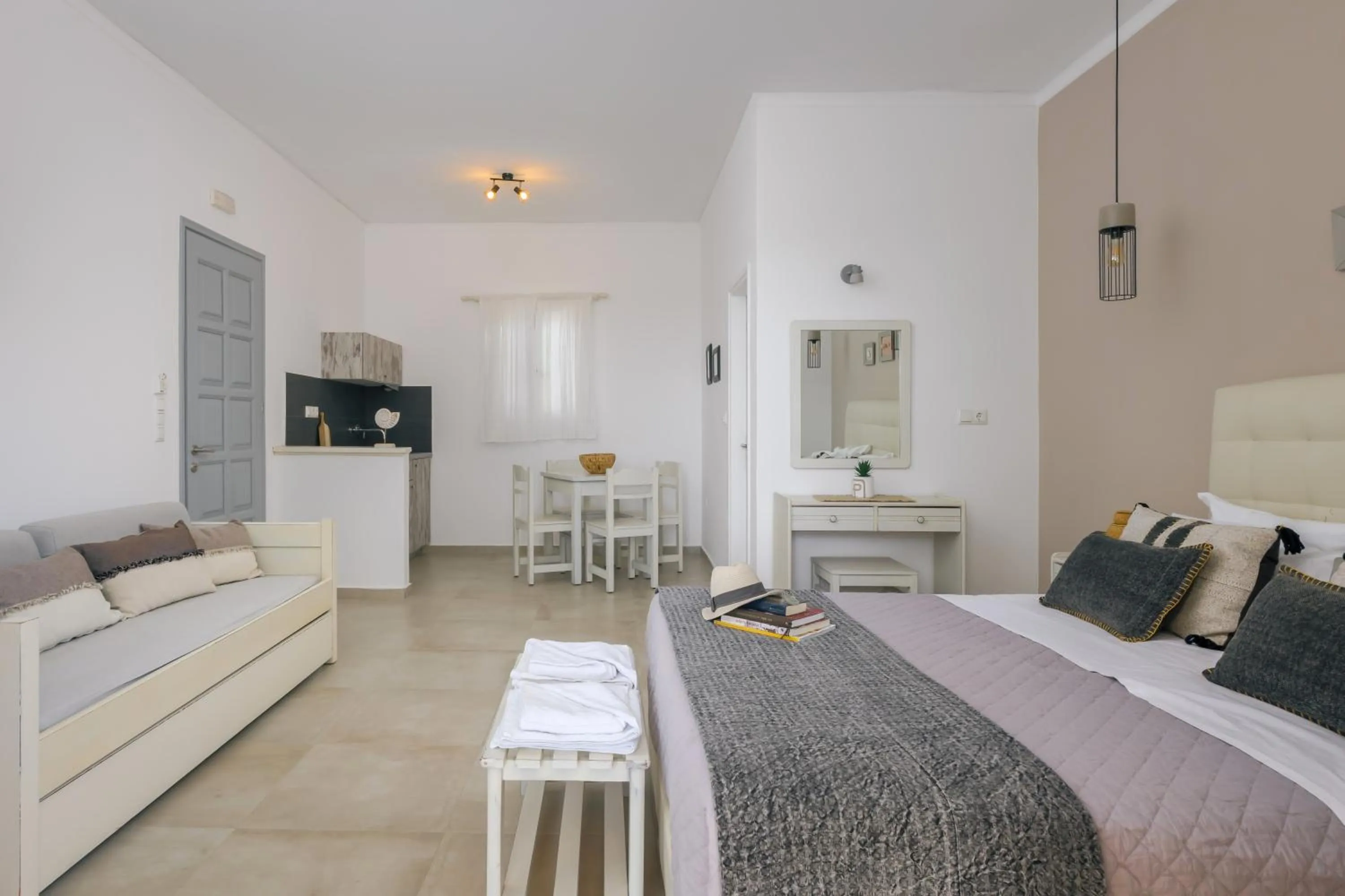 Photo of the whole room in Scala Apartments