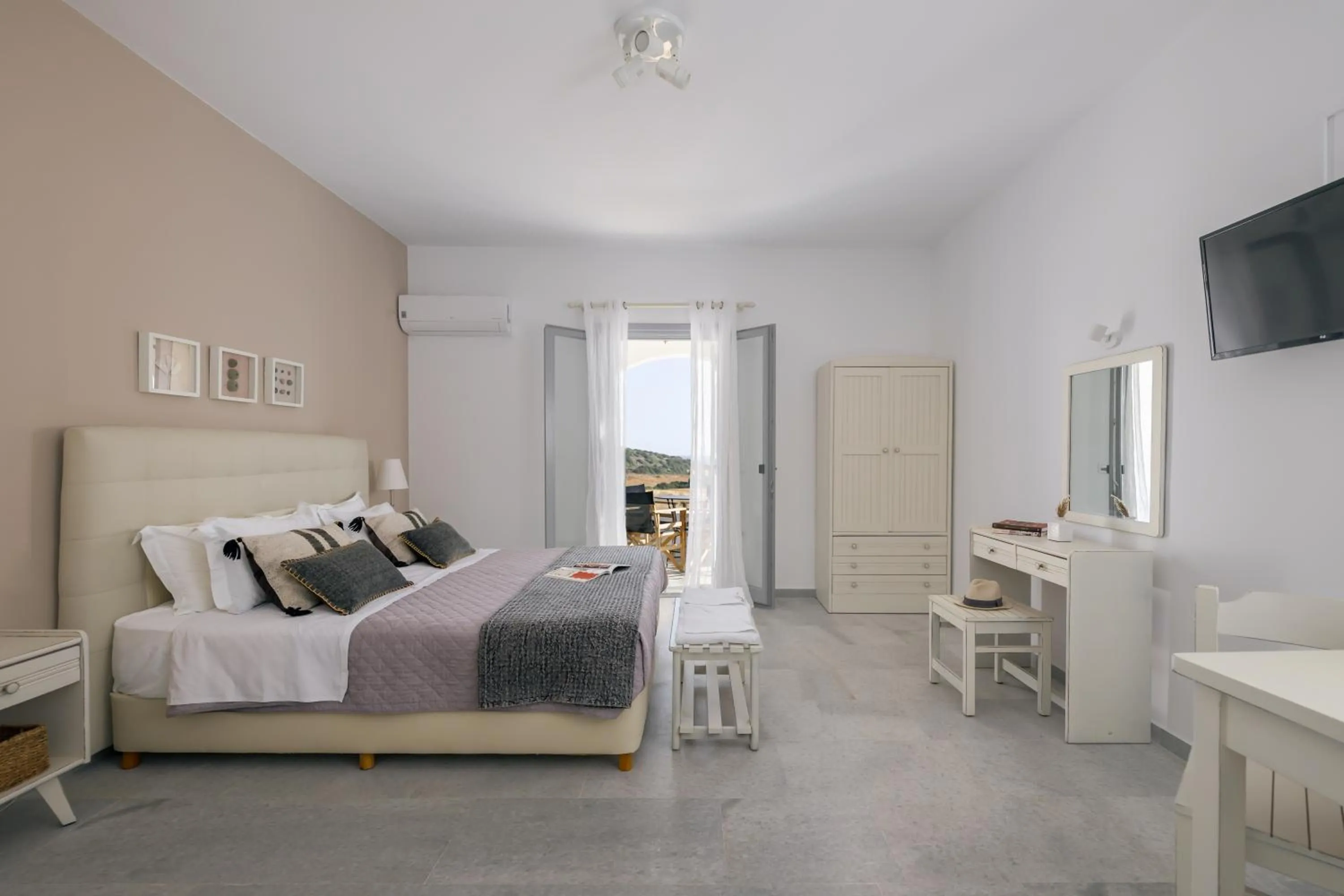 Photo of the whole room, Bed in Scala Apartments