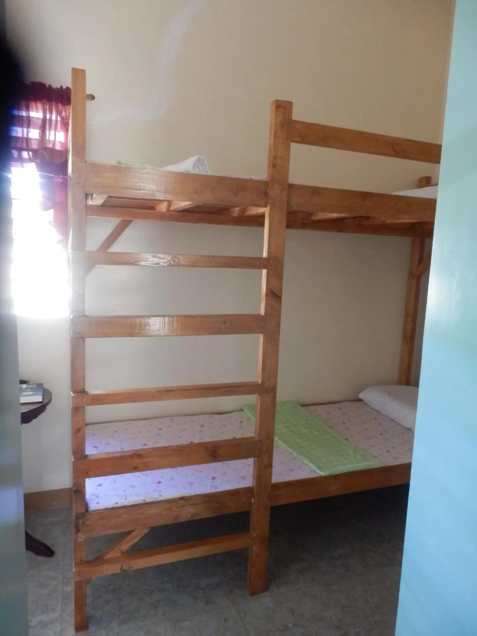 bunk bed in SUNSHINE PARADISE Inn