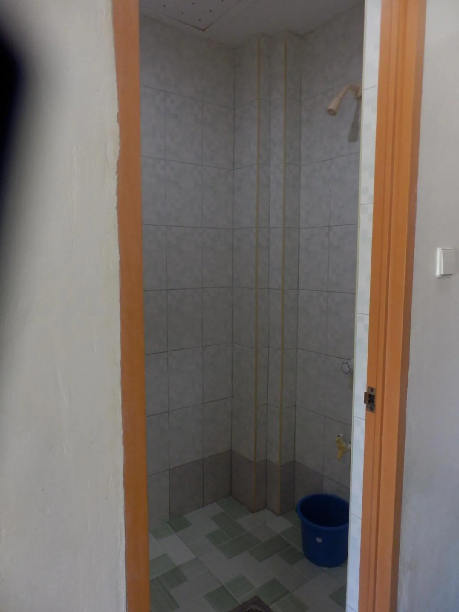 Shower in SUNSHINE PARADISE Inn