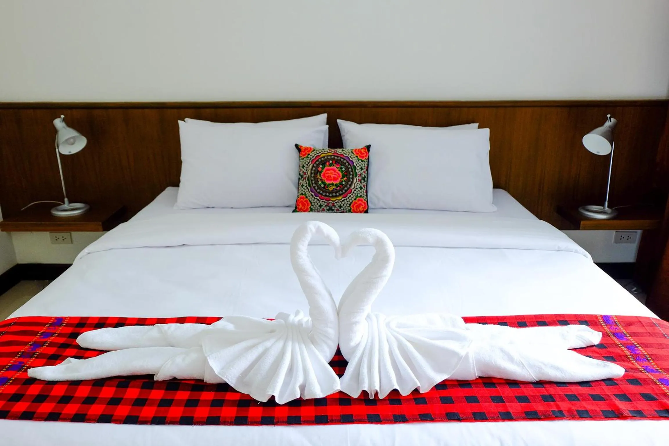 Bedroom, Bed in The Umbrella House