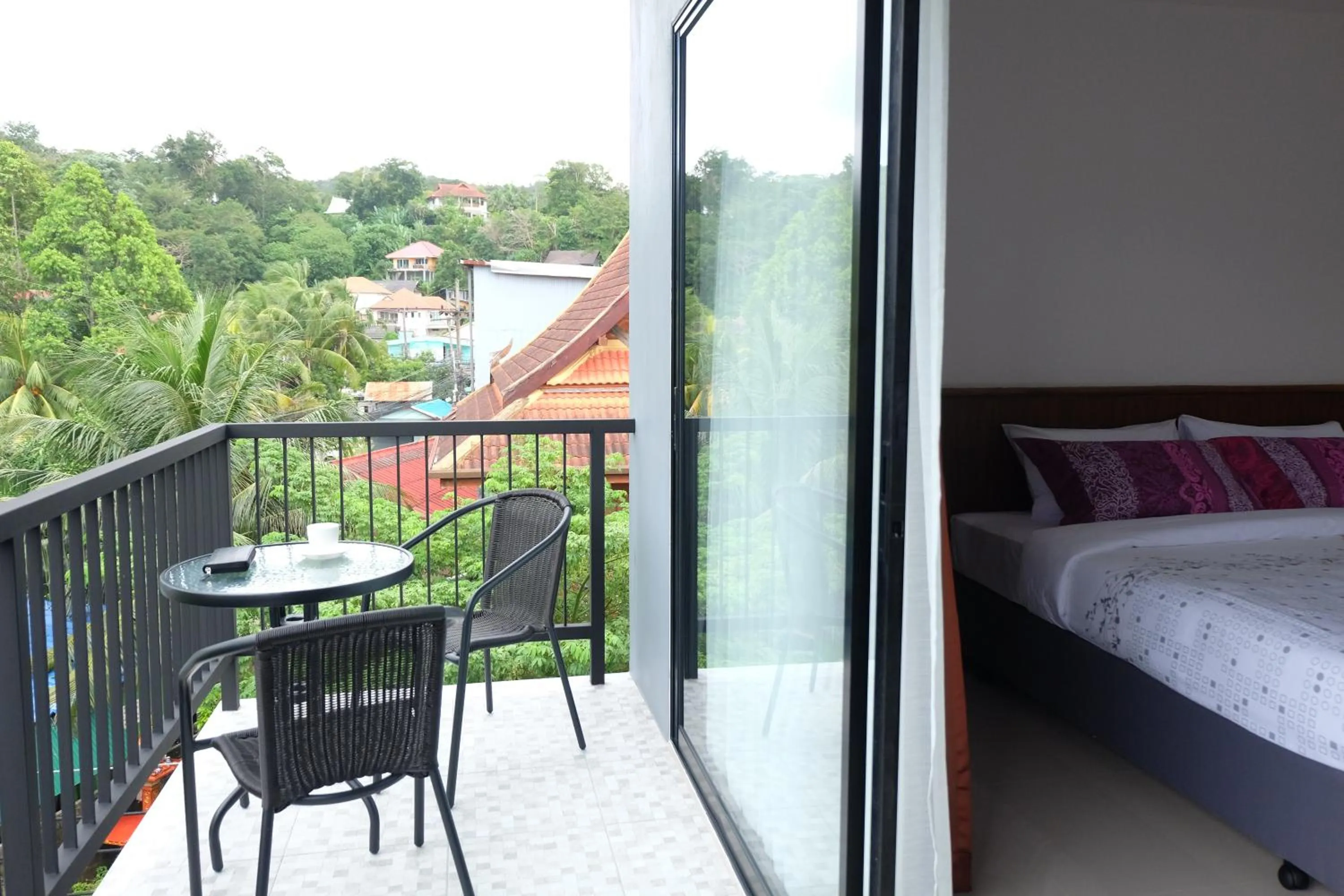 Balcony/Terrace, Bed in The Umbrella House