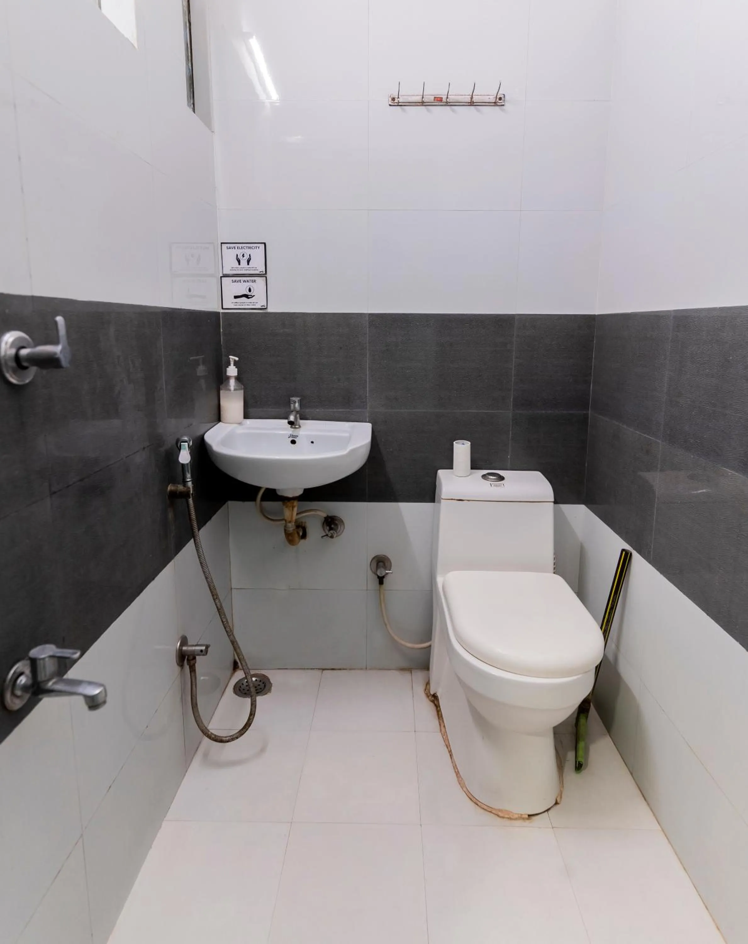 Bathroom in Moustache Udaipur