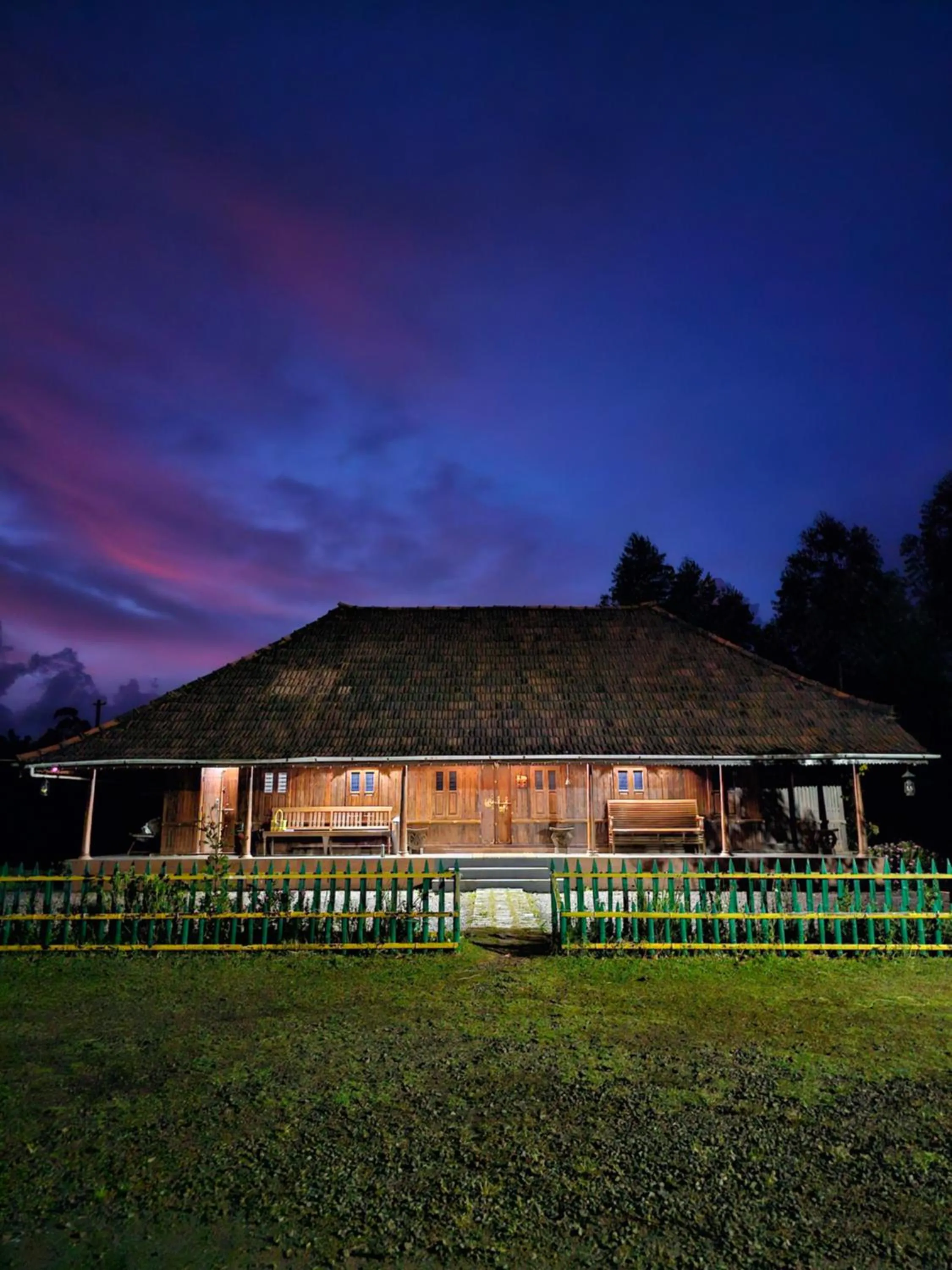 NATURE CASTLE -Traditional villa,Vattavada
