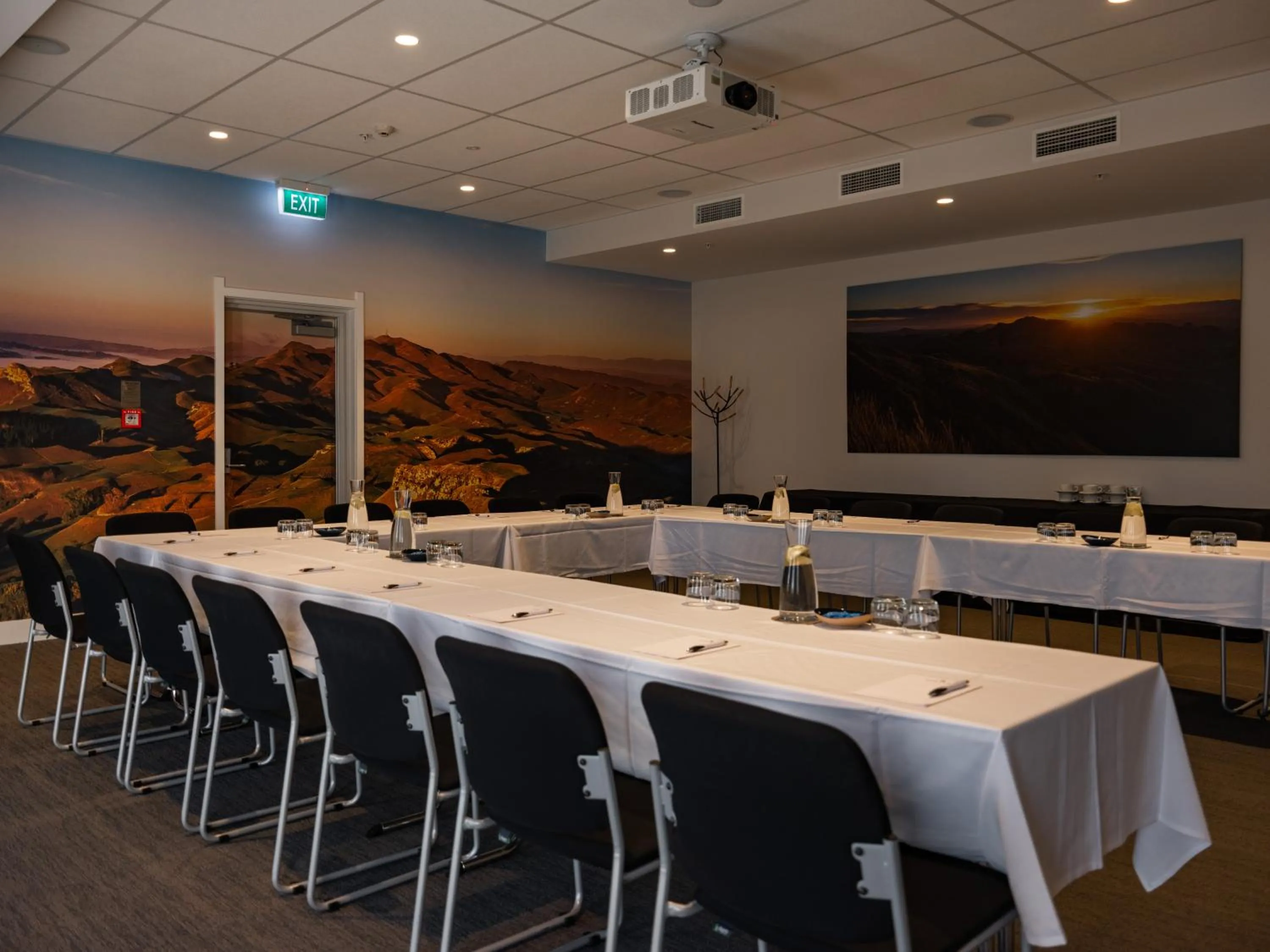 Meeting/conference room in Porters Boutique Hotel
