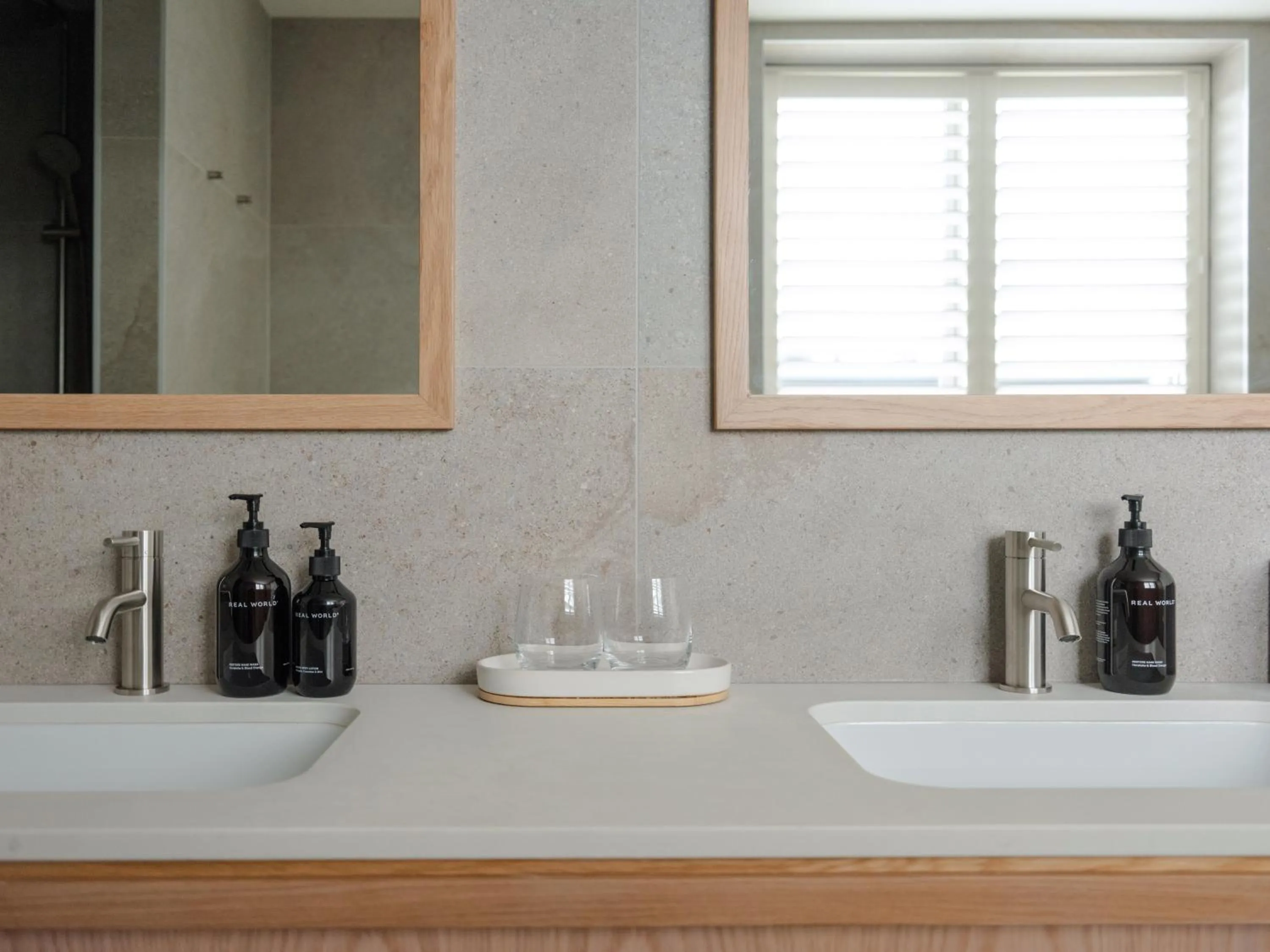 Bathroom in Porters Boutique Hotel