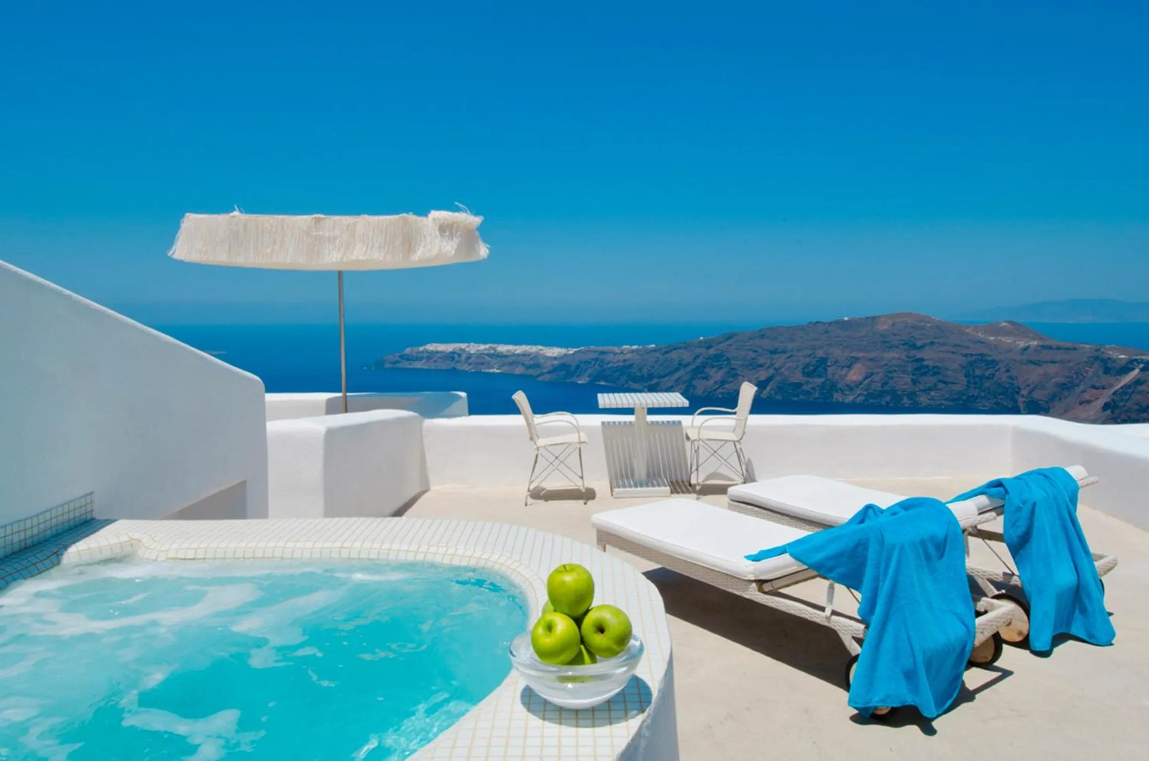 Hot Tub in White Santorini
