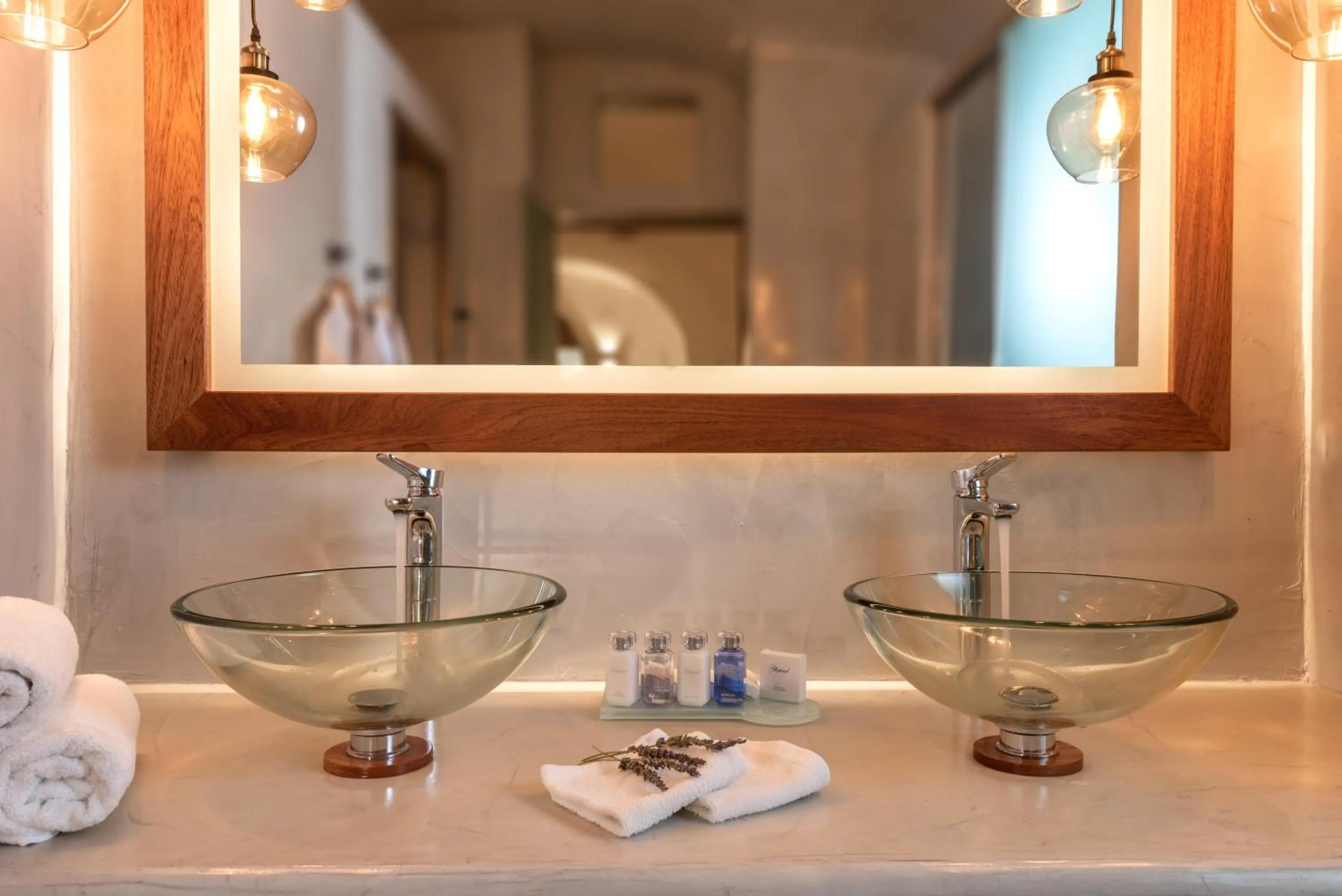 Bathroom in White Santorini