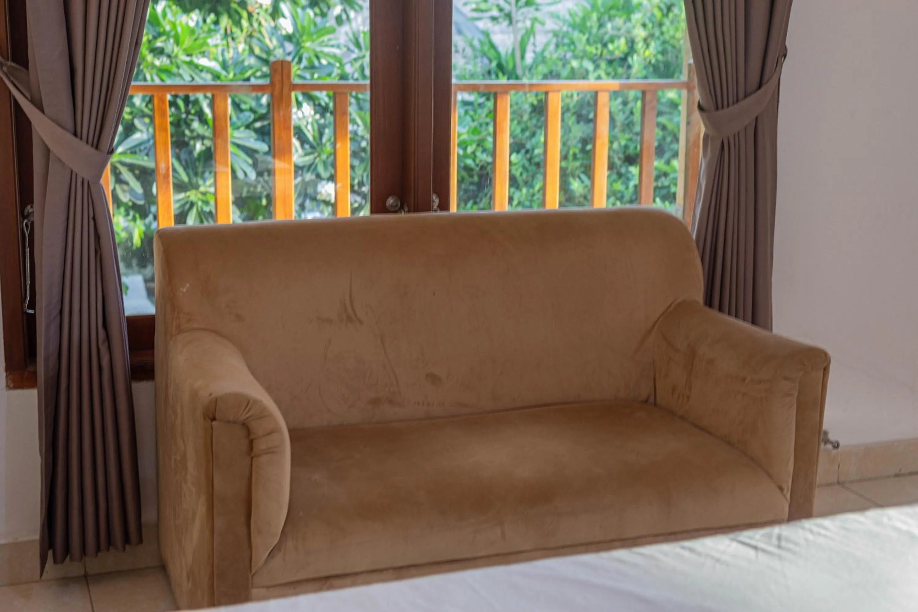 Seating area in Transit Inn Senggigi