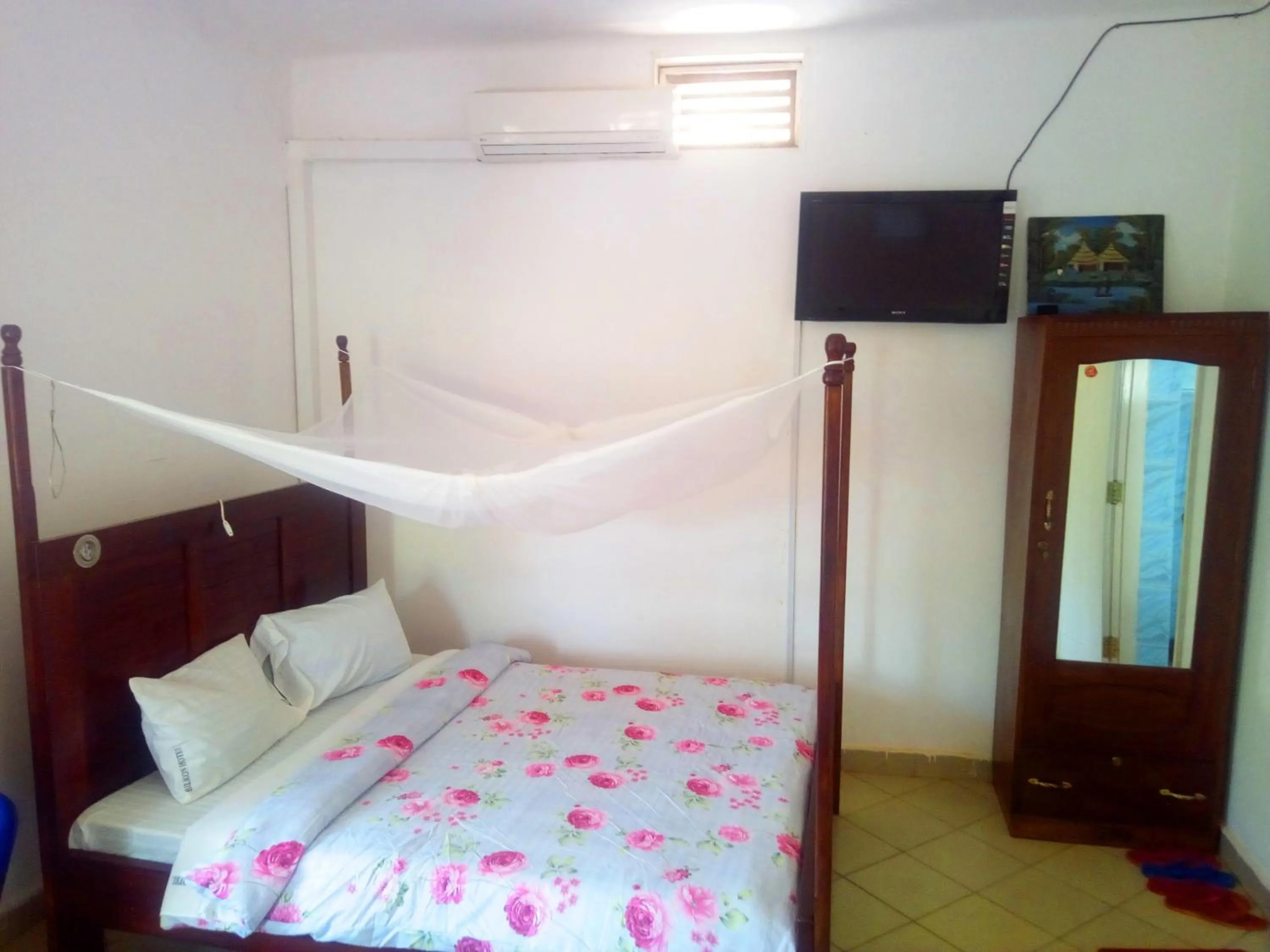 Photo of the whole room in Bilkon Hotel Jinja