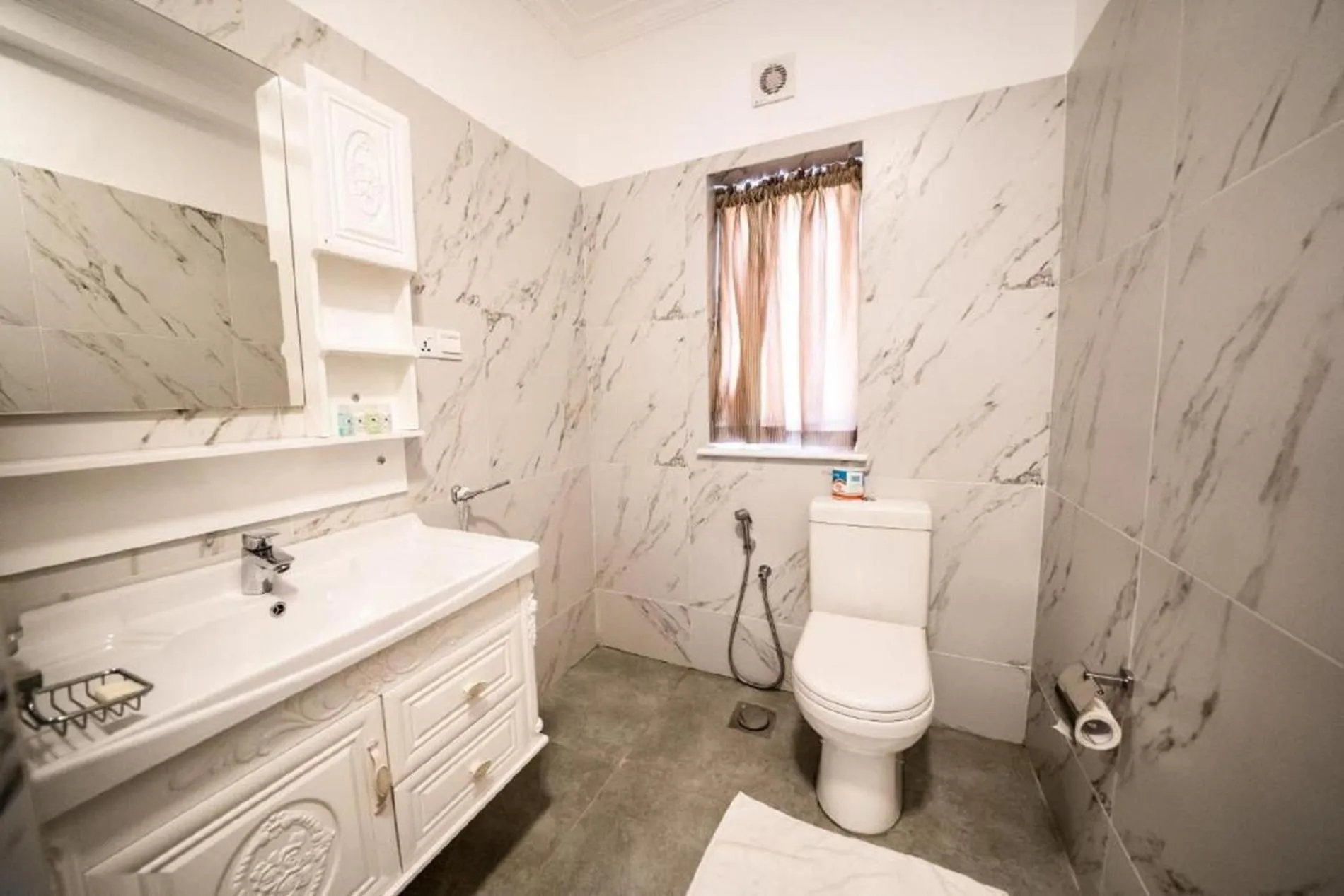 Bathroom in Little England by Celeste