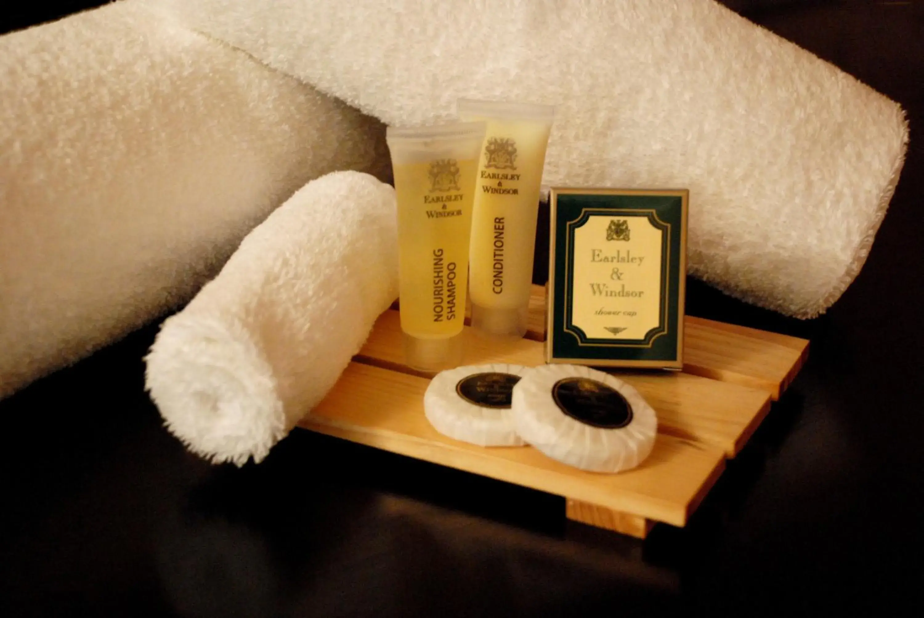 Deluxe Family Room in Avondel Motor Inn Deluxe Family Room in Avondel Motor Inn