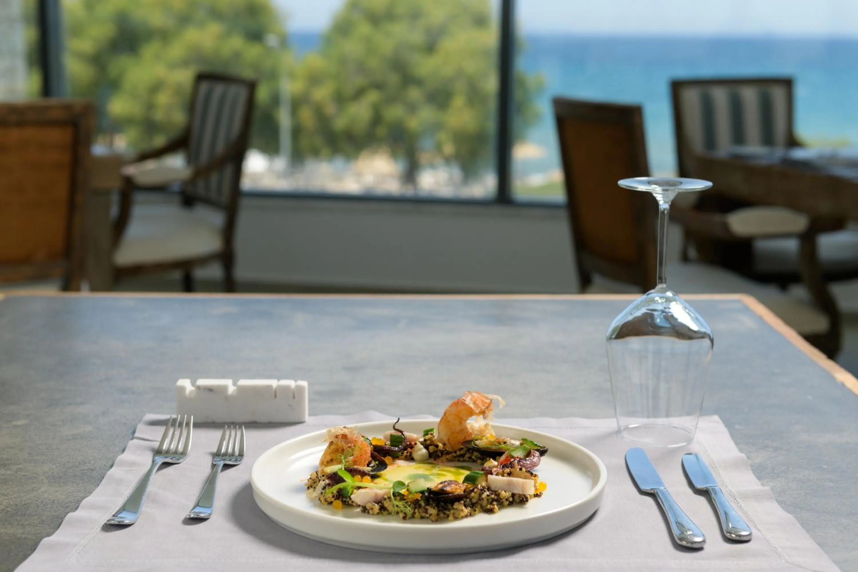 Food in Diamond Deluxe Hotel - Adults Only