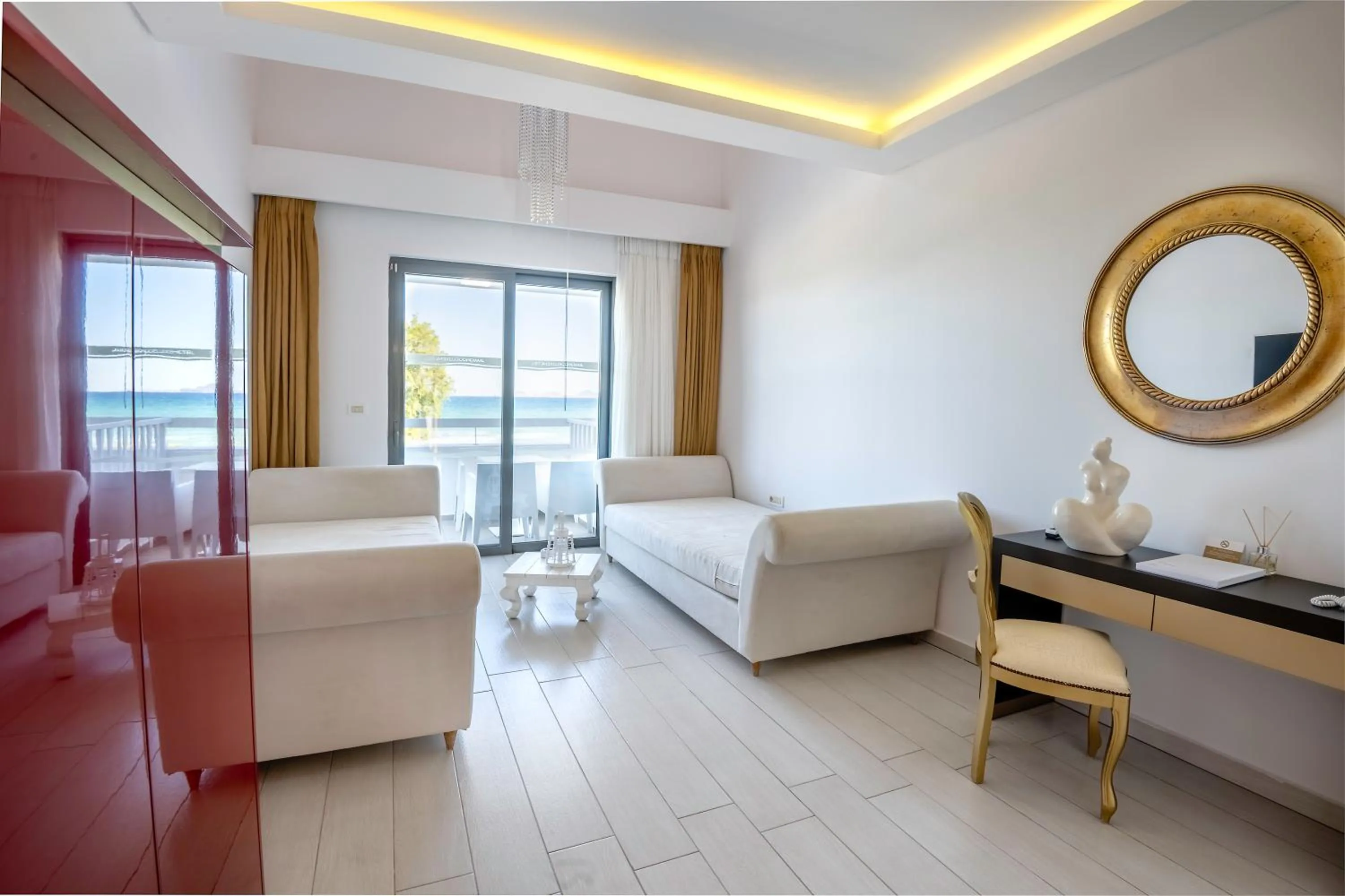 Living room in Diamond Deluxe Hotel - Adults Only