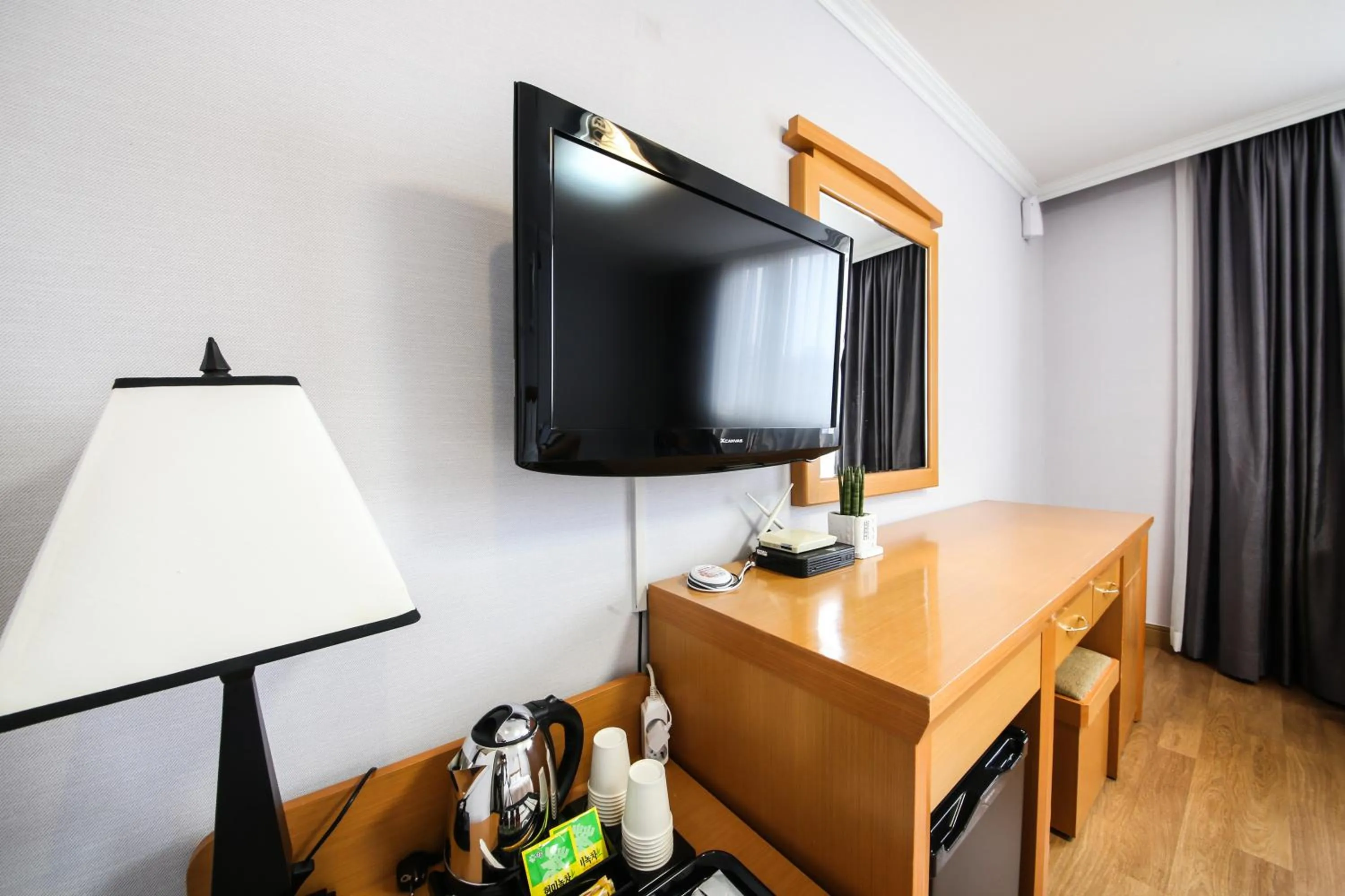 TV/Entertainment Center in Utopia Tourist Hotel