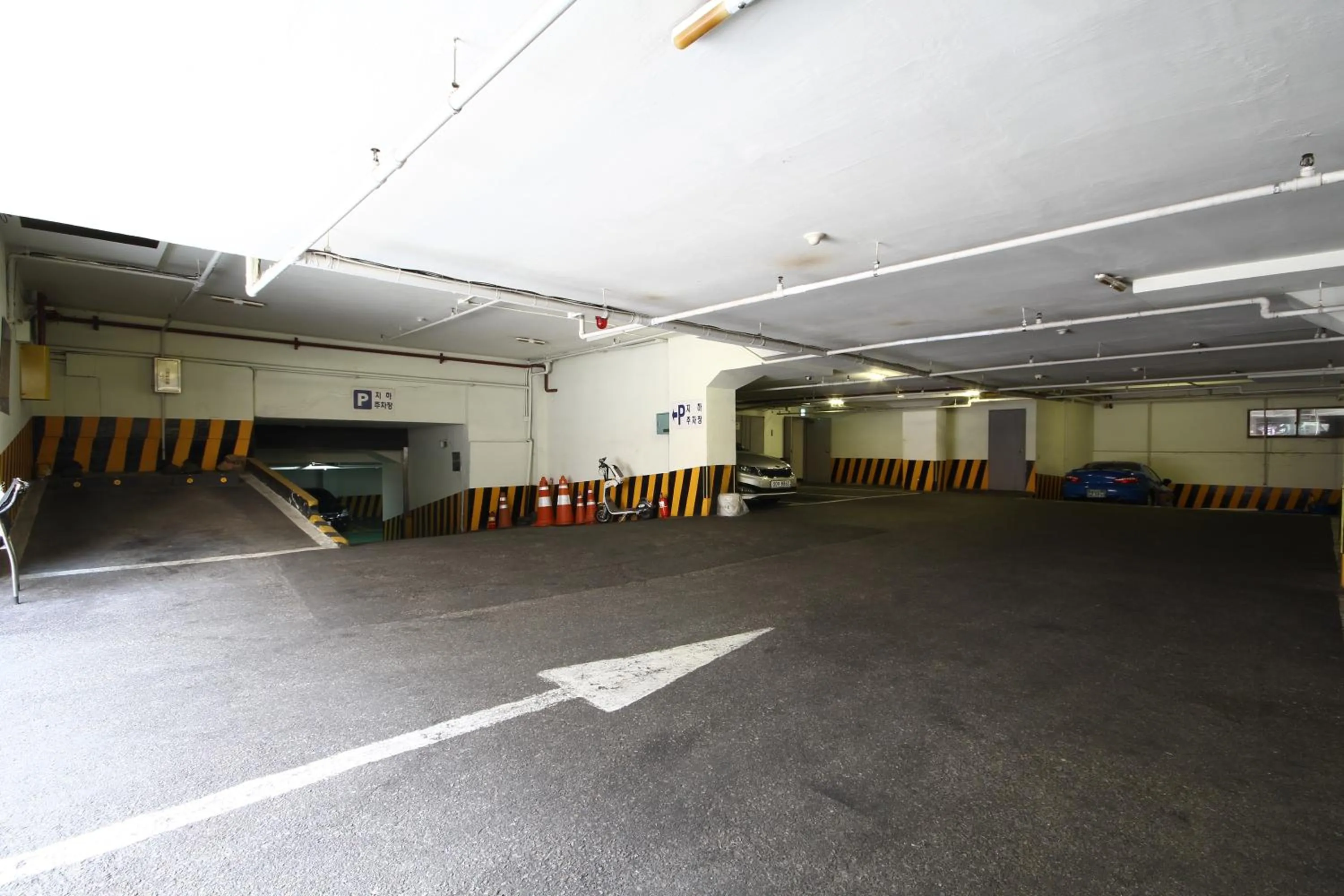 Utopia Tourist Hotel