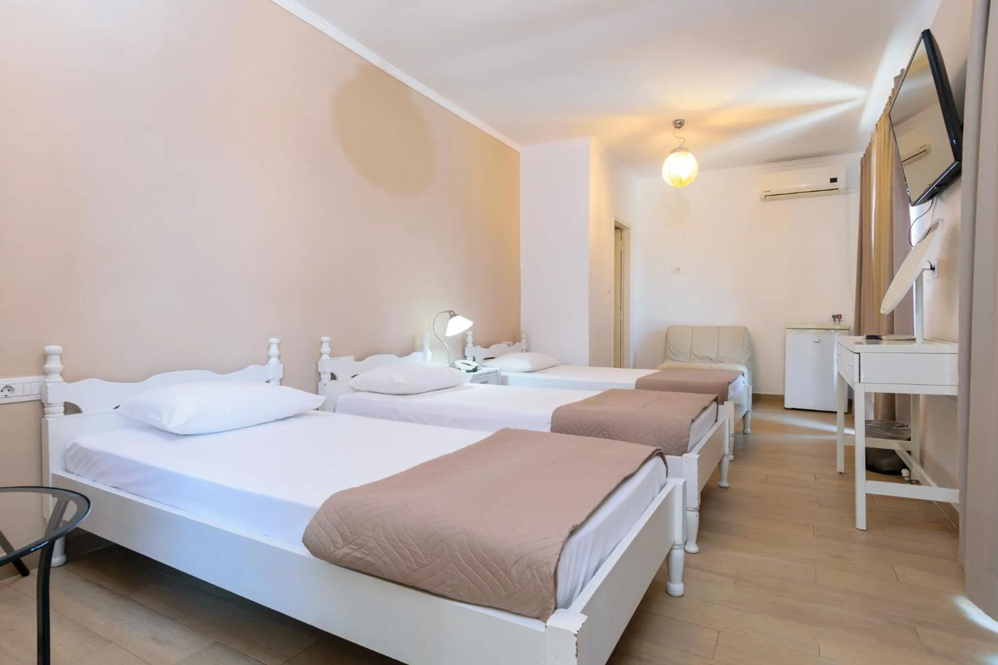 Bed in Archontiki City Hotel