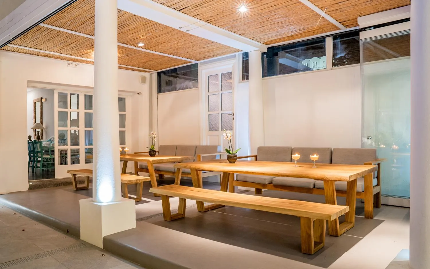 Swimming pool in Theoxenia Caldera Hotel