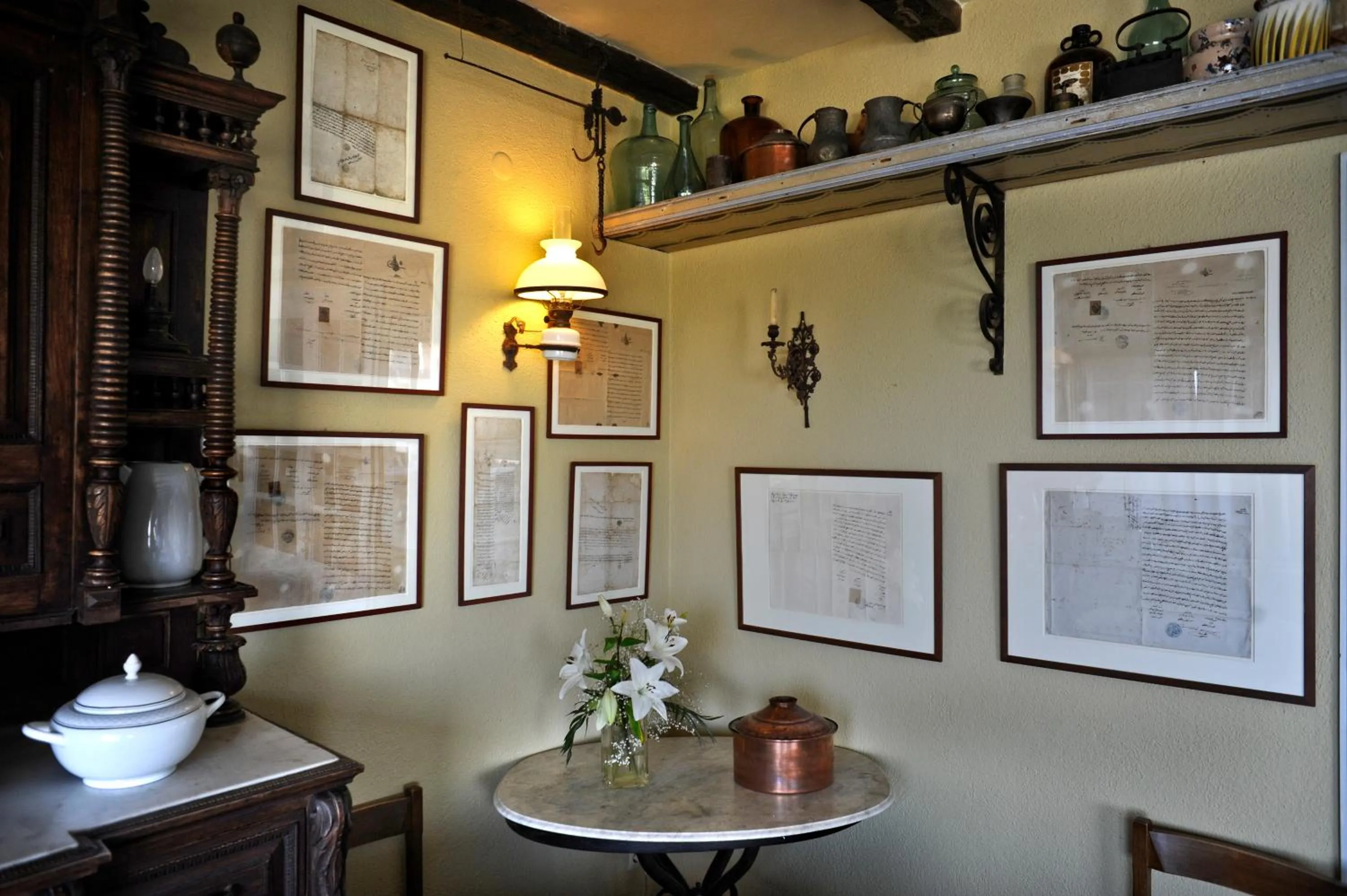 Decorative detail in Doma Hotel