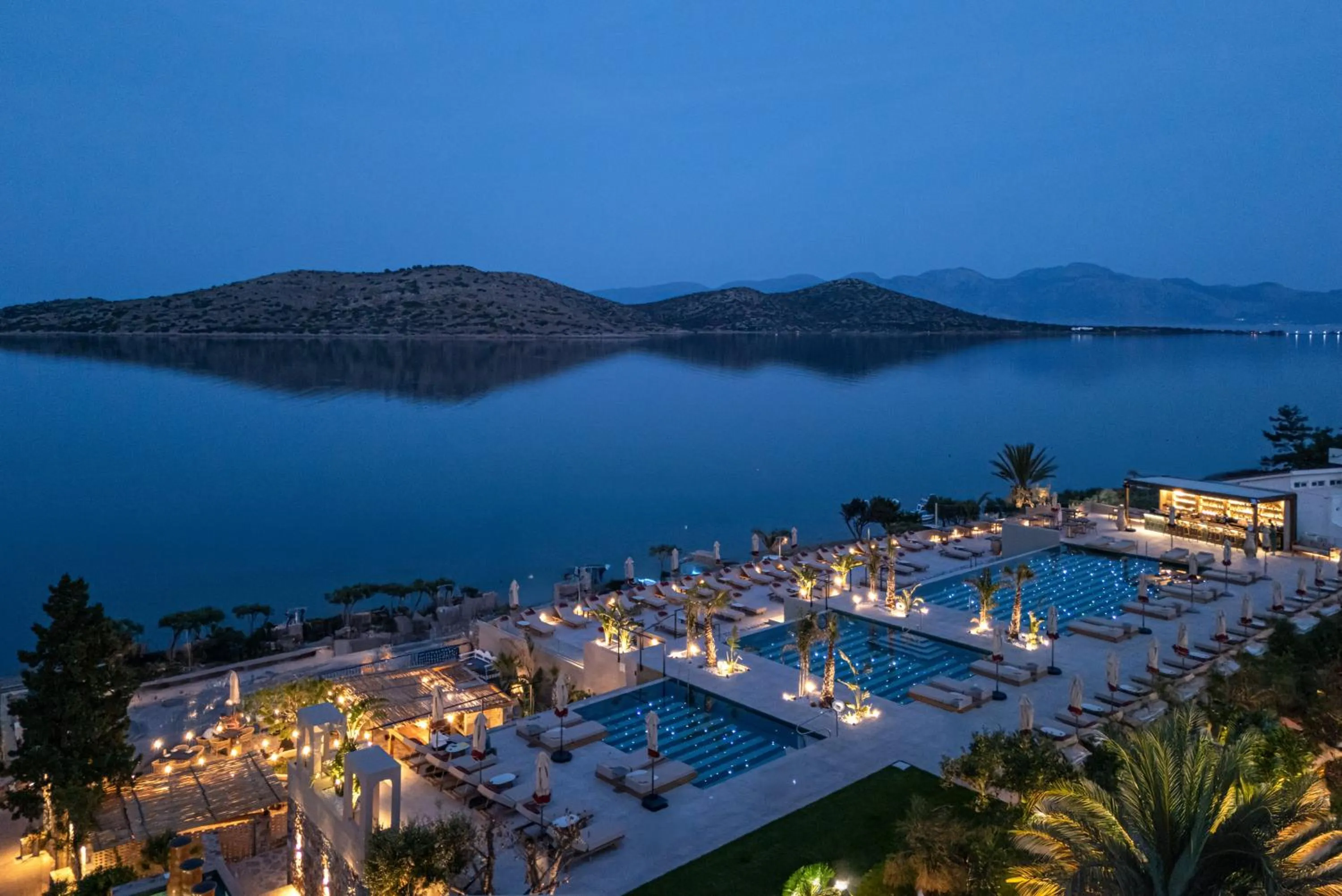Swimming pool in Enorme Infinity Elounda - Adults Only
