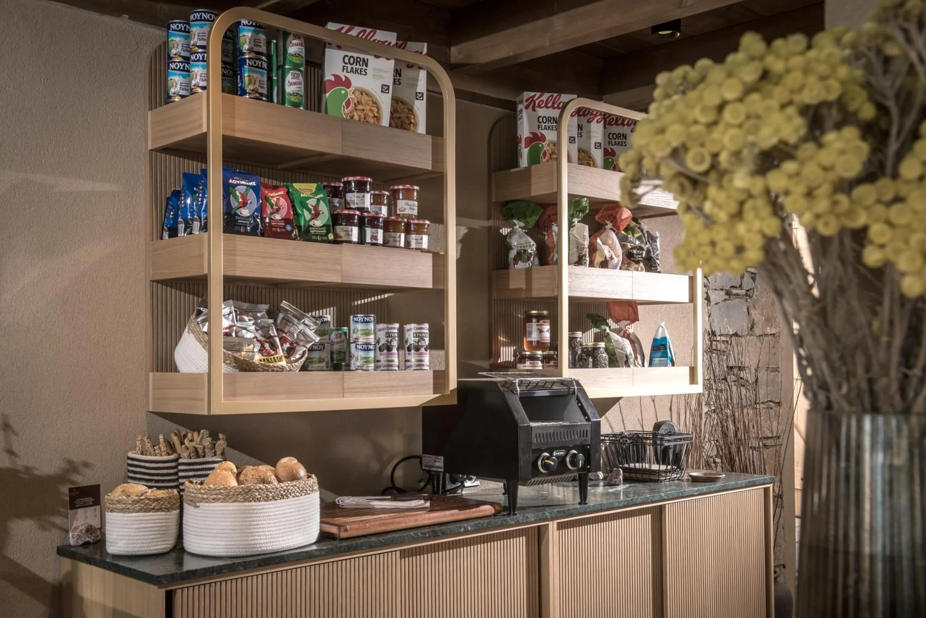 Food and drinks in Enorme Infinity Elounda - Adults Only