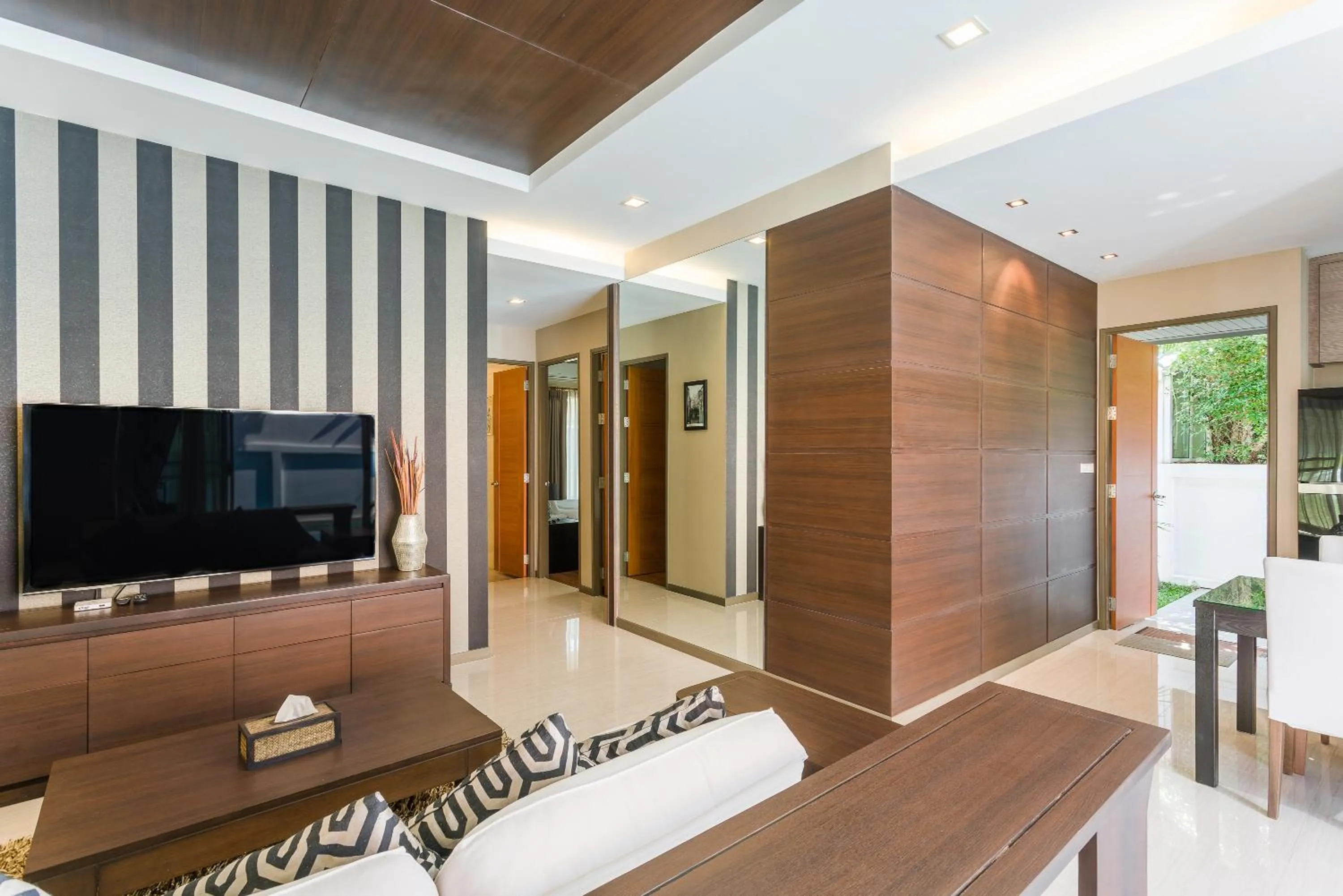 TV and multimedia in The Ville Pool Villa Jomtien A23